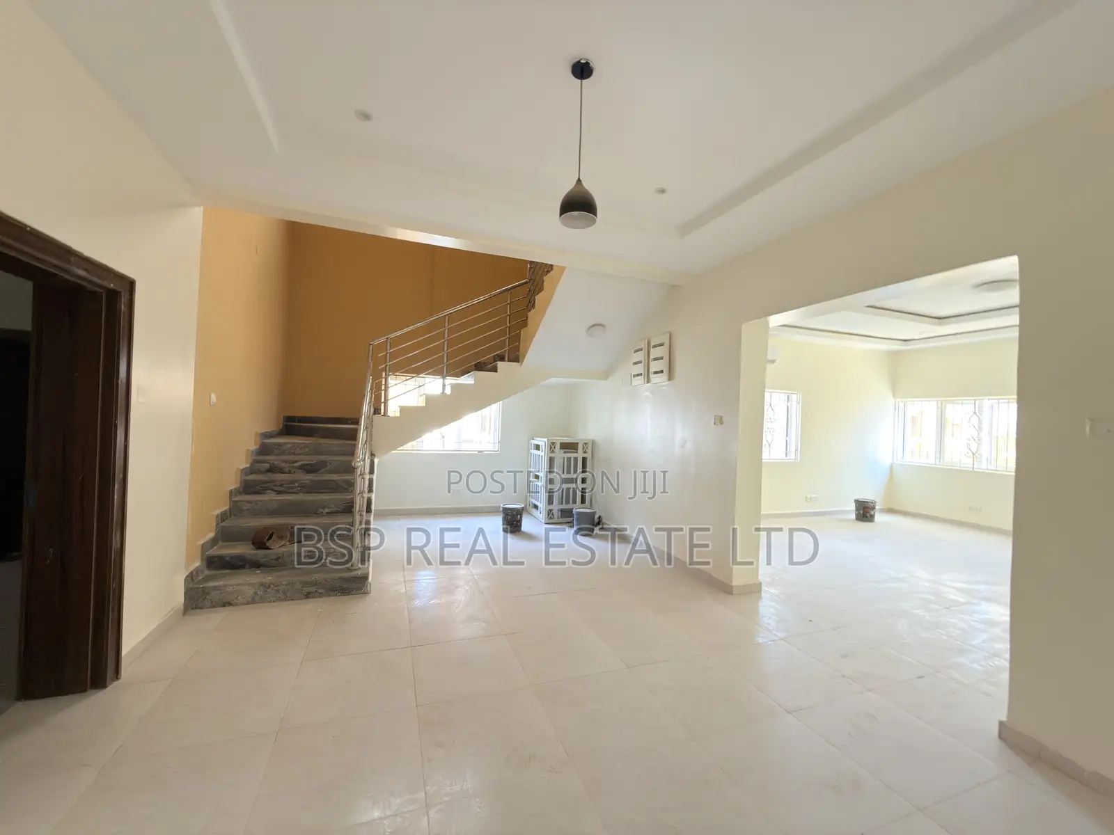 4bdrm Duplex in Life Camp for rent