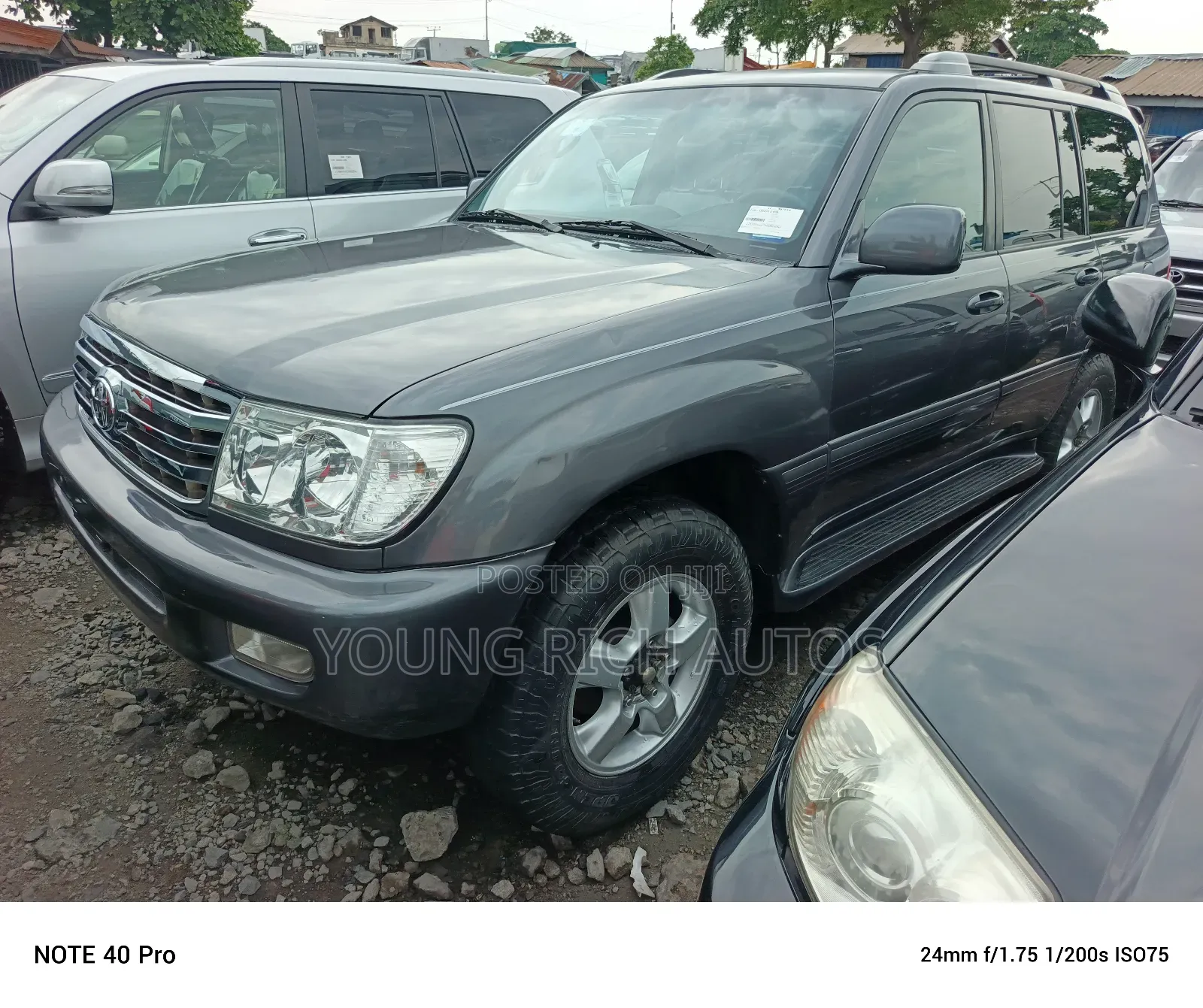 Toyota Land Cruiser Prado 2005 Gray