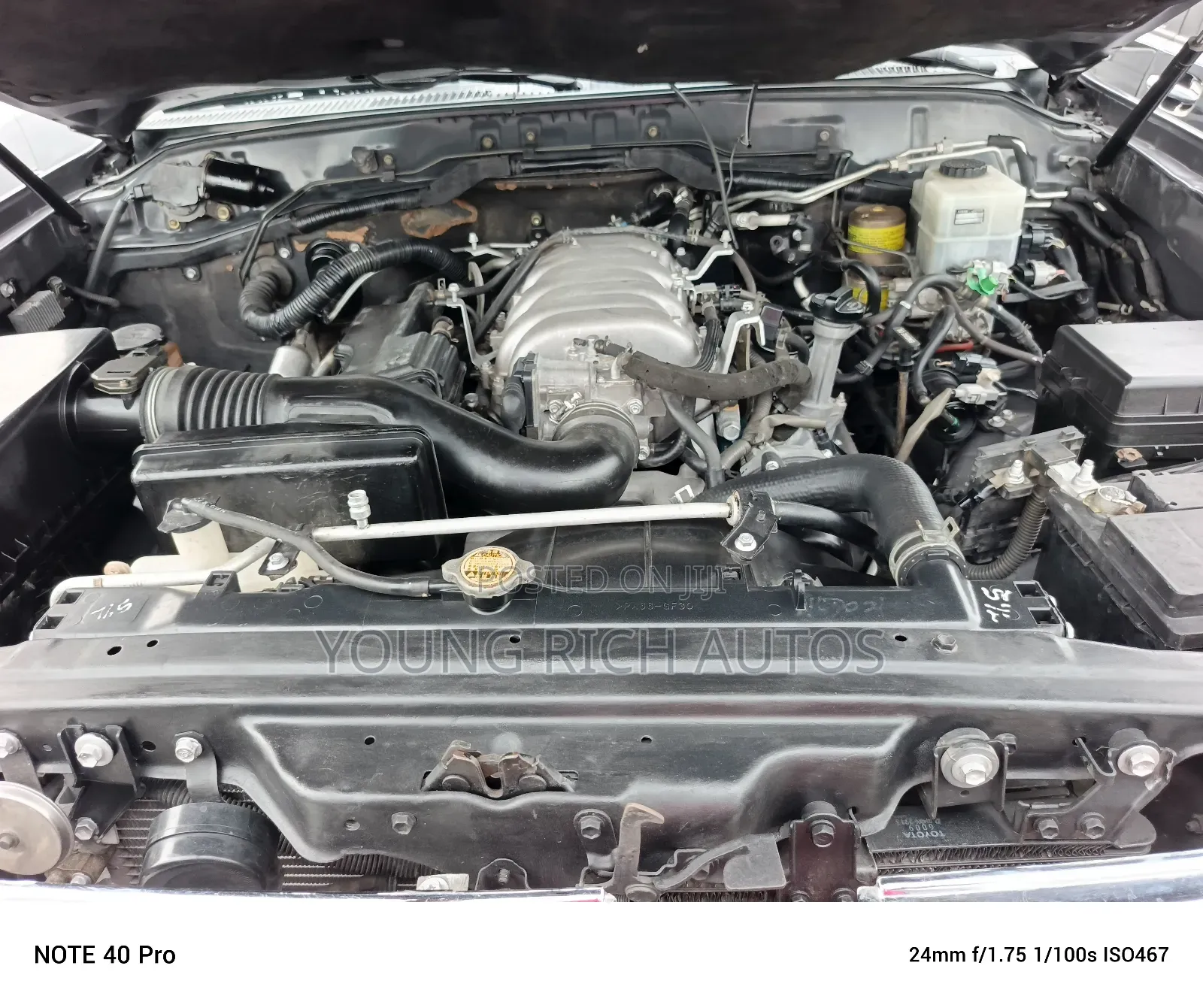 Toyota Land Cruiser Prado 2005 Gray
