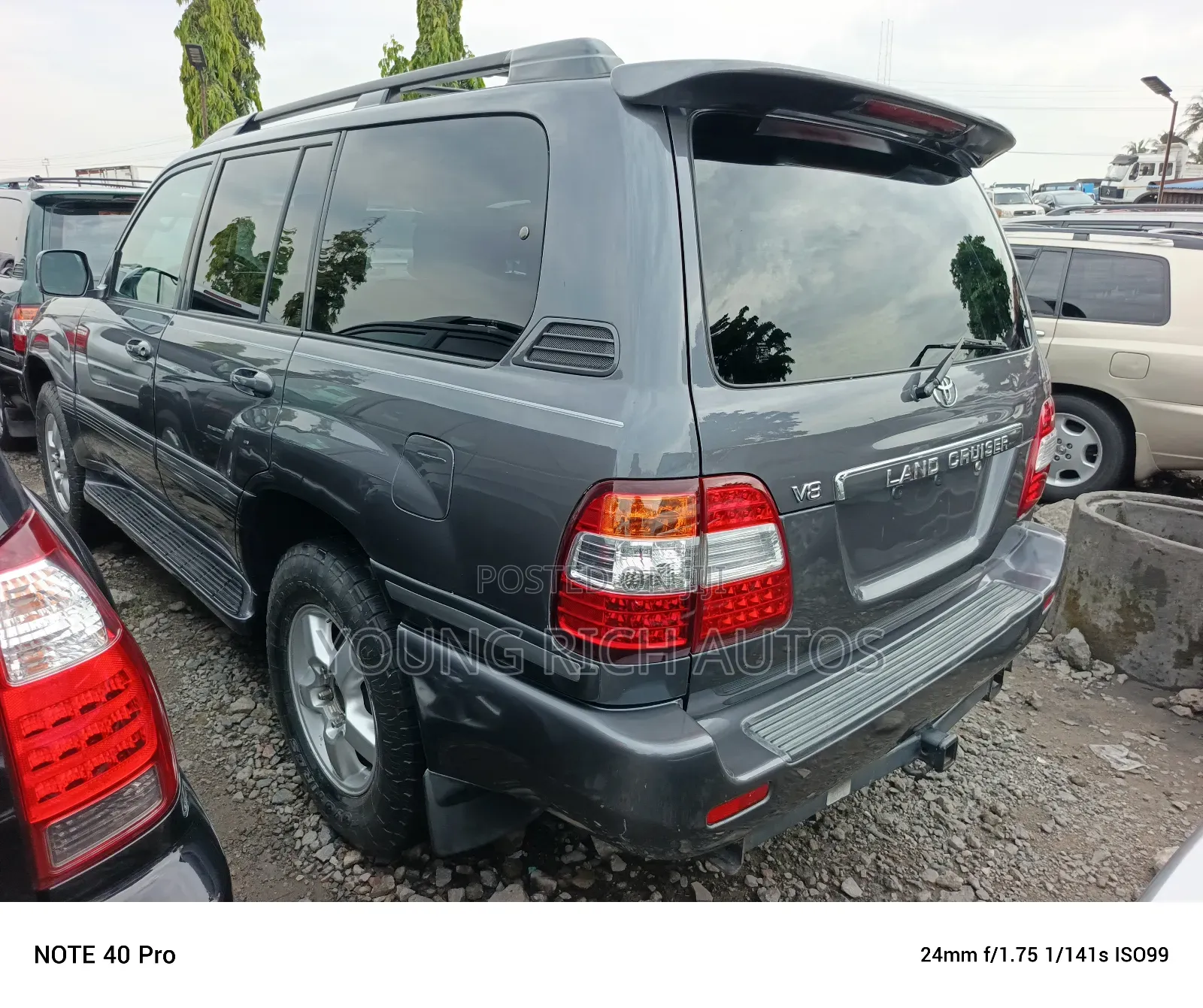 Toyota Land Cruiser Prado 2005 Gray