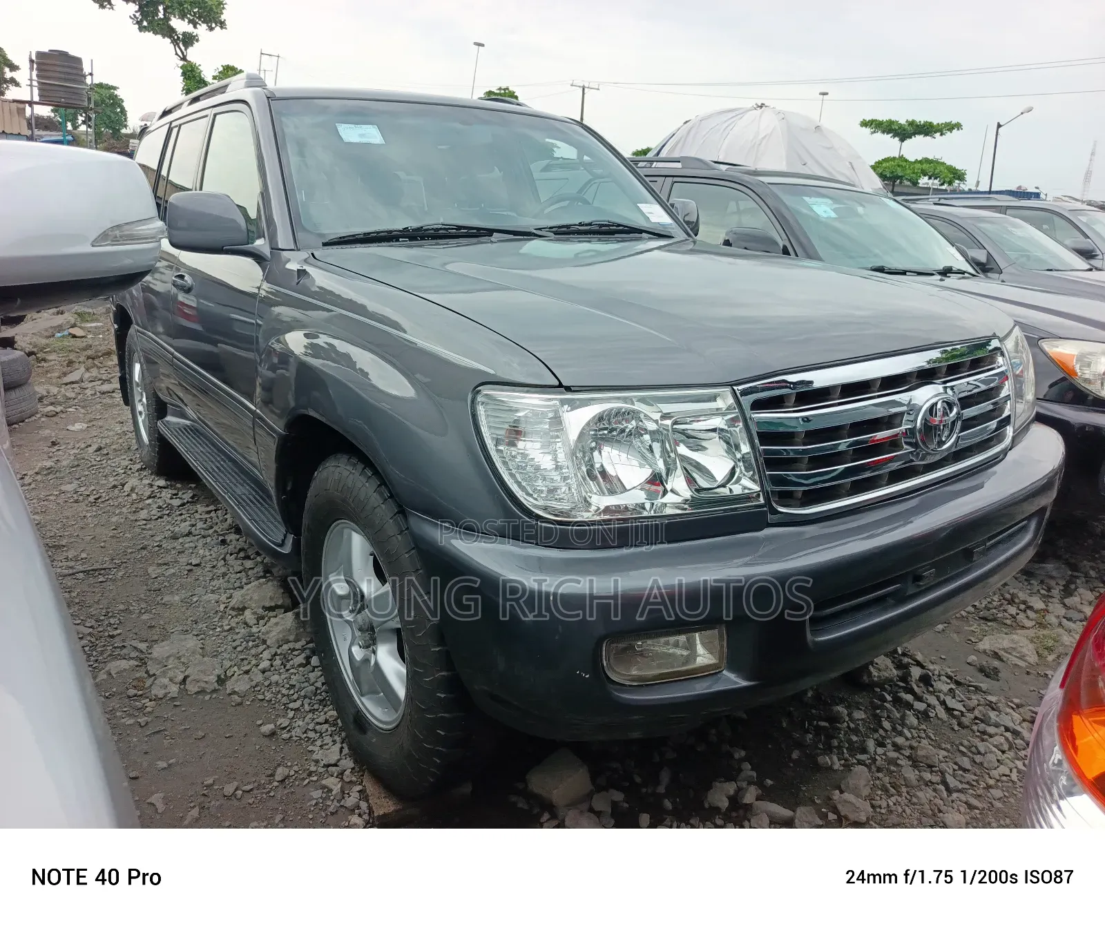 Toyota Land Cruiser Prado 2005 Gray
