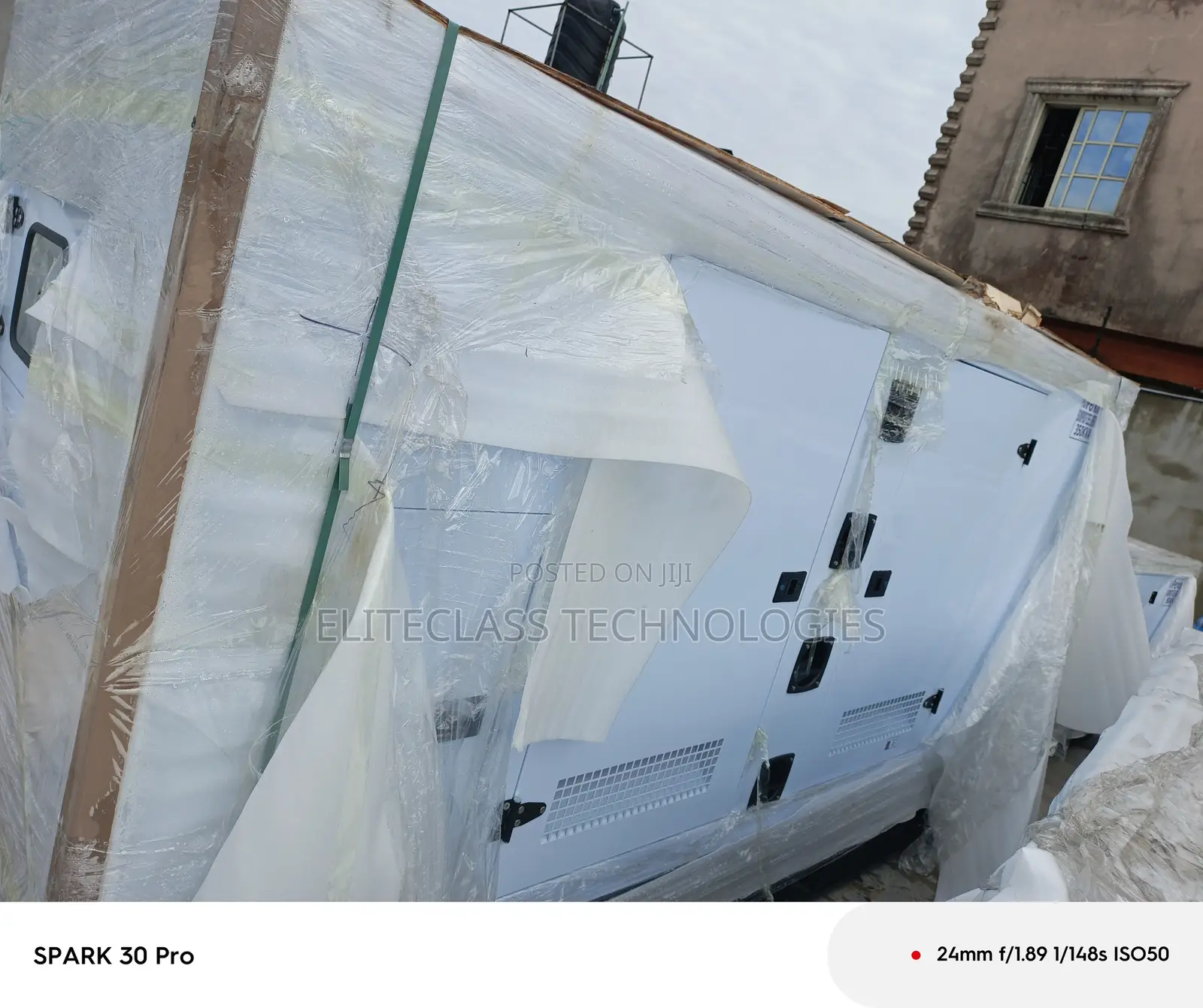 Easy Maintenance Perkins 350kva Soundproof Generator