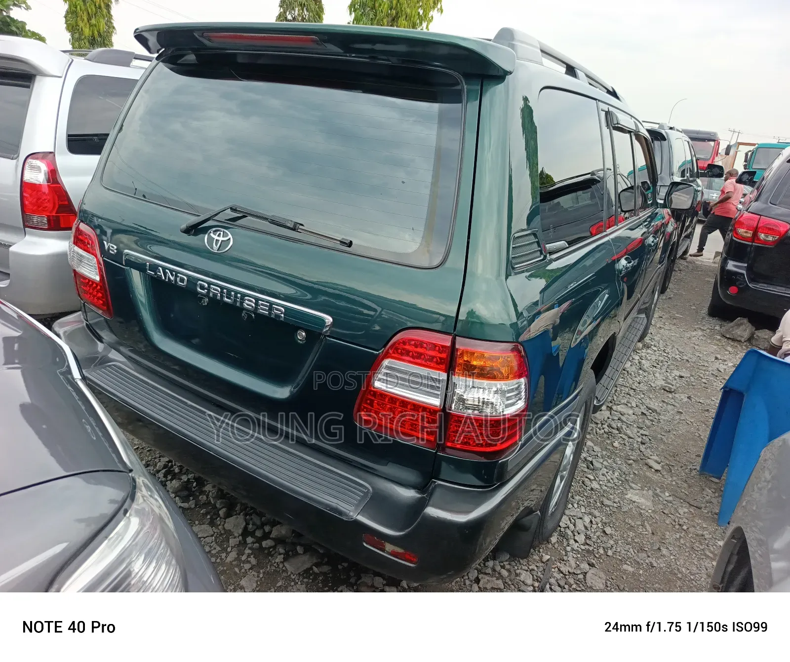 Toyota Land Cruiser 2005 Blue