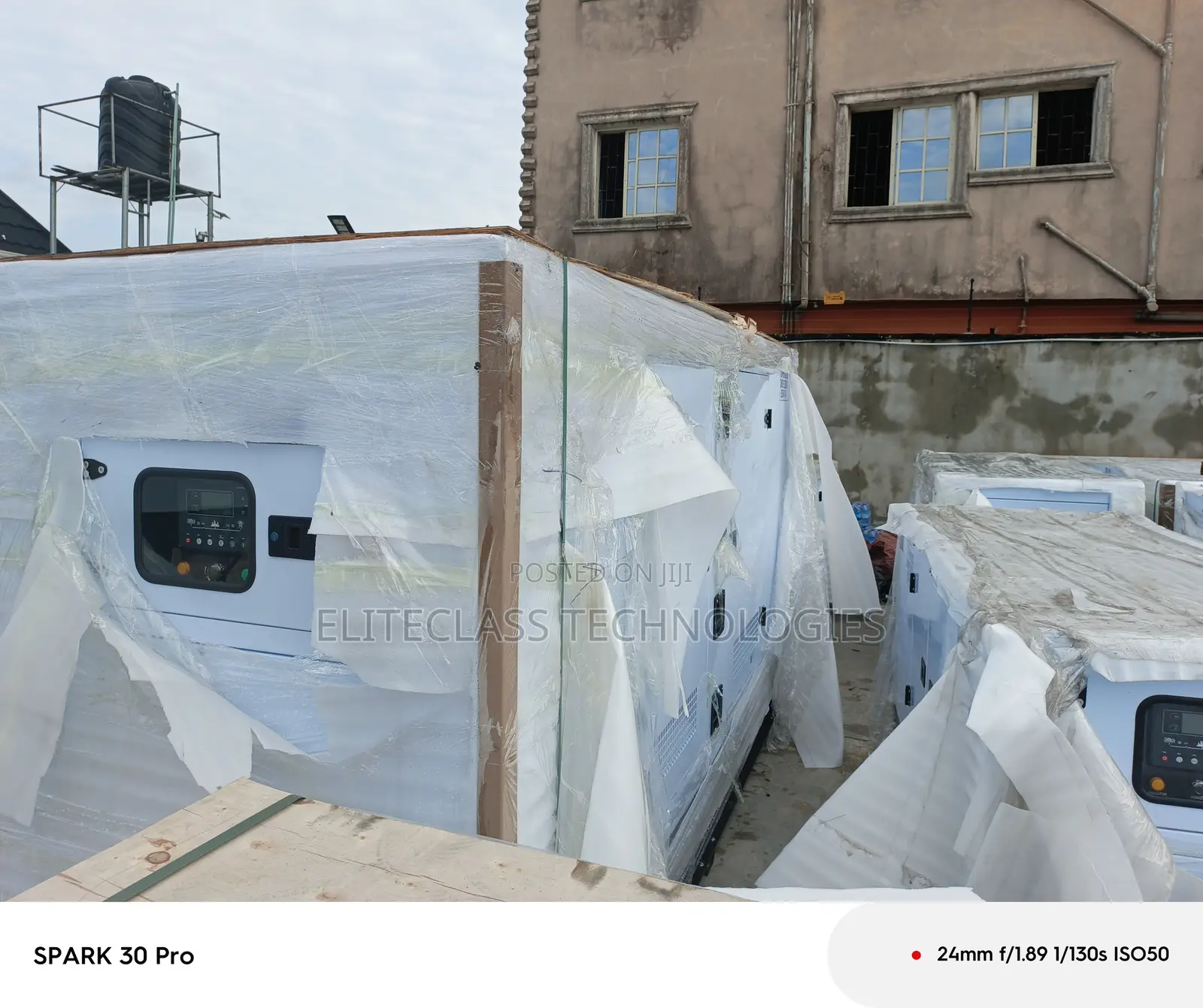 High Quality Perkins 350kva Soundproofing Generator