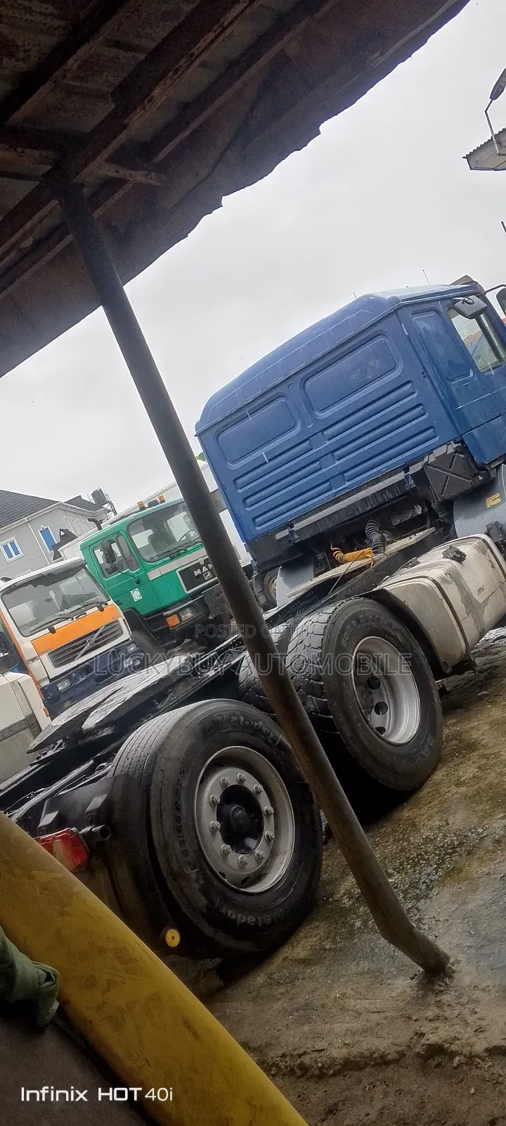 Man Diesel 8 Tires Trailer Head