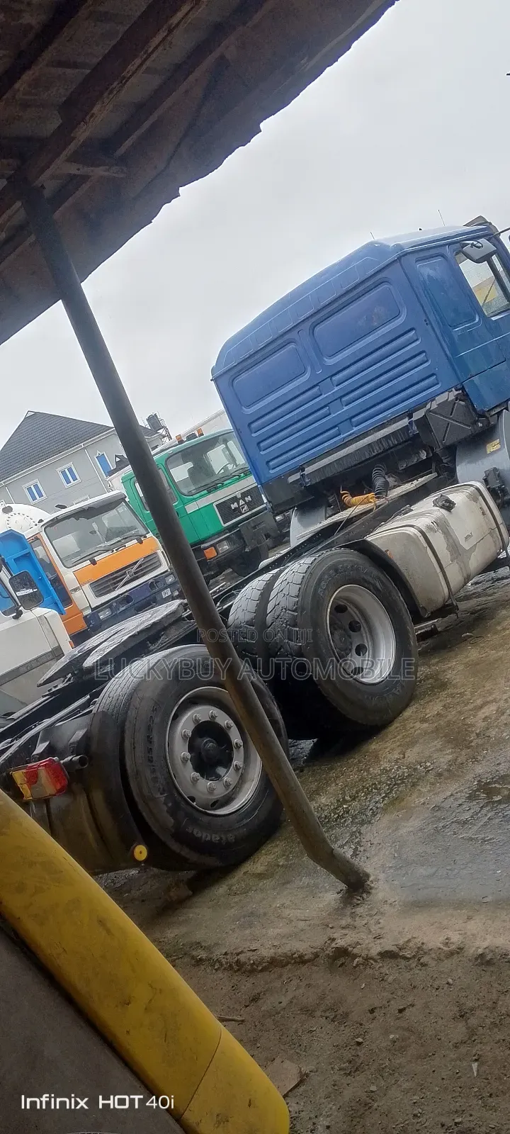Man Diesel 8 Tires Trailer Head