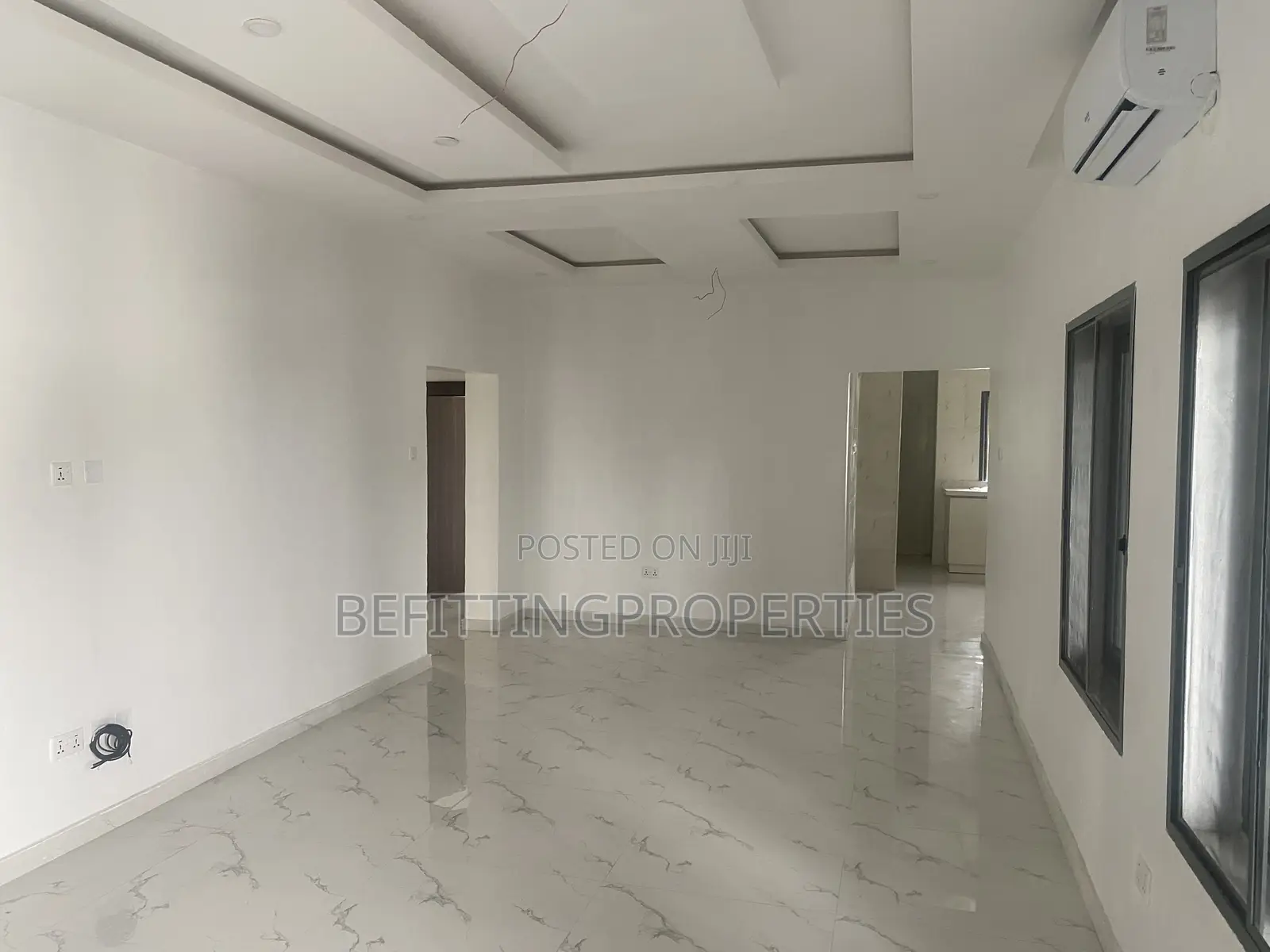 3bdrm Block of Flats in Ikoyi for rent