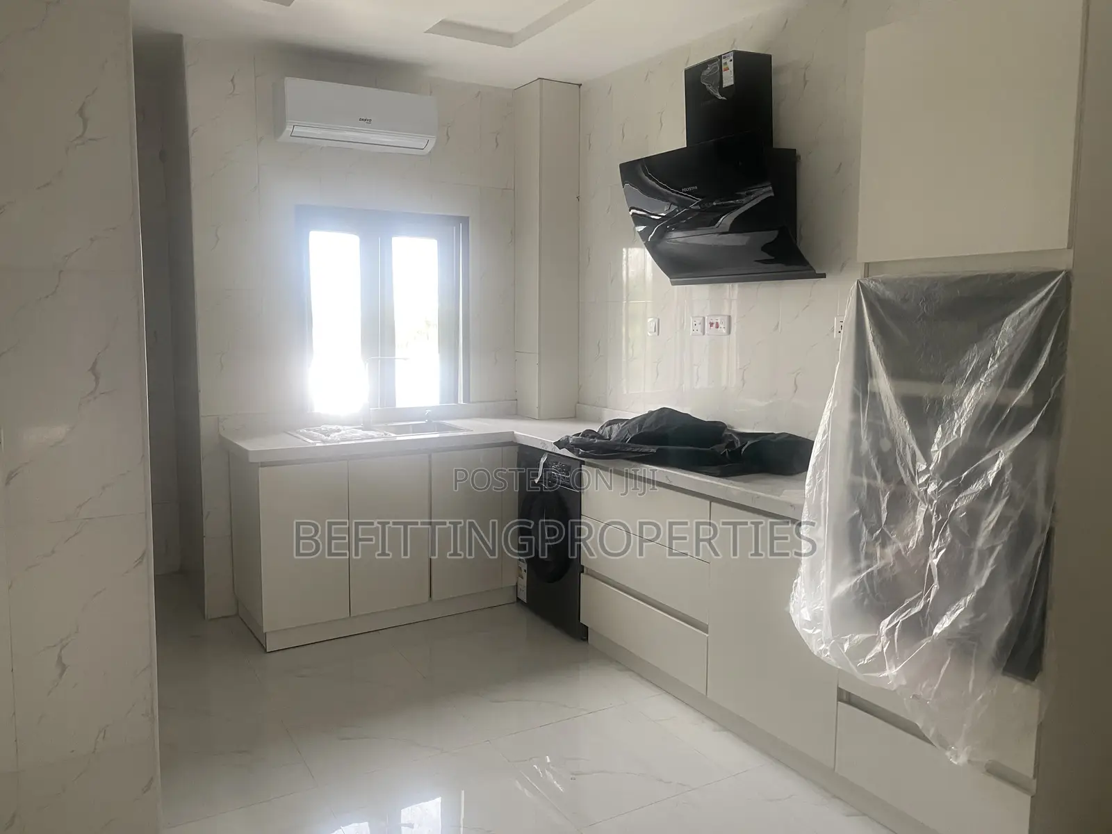 2bdrm Block of Flats in Ikoyi for rent