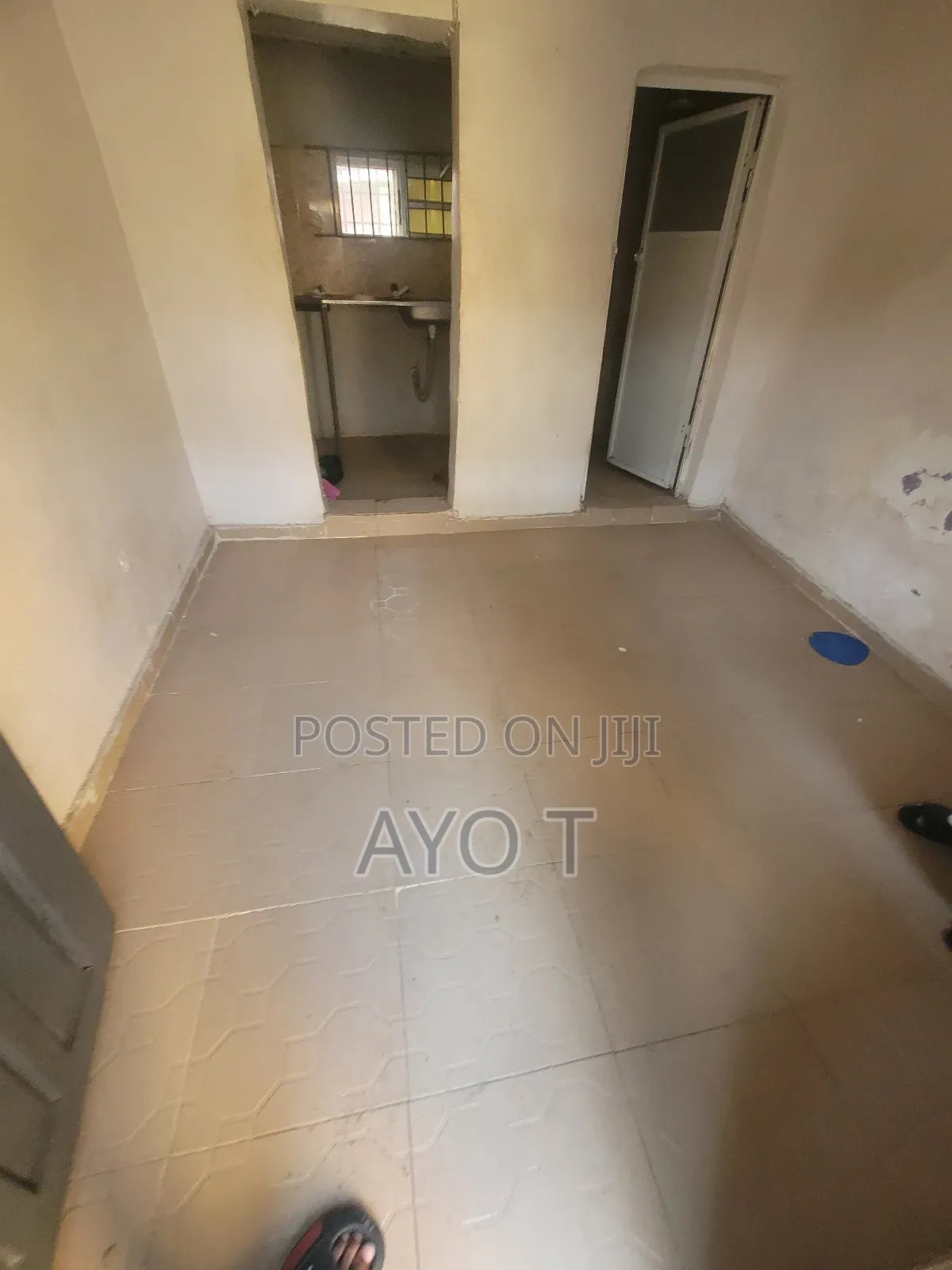 Studio Apartment in Ilaje, Shomolu for rent