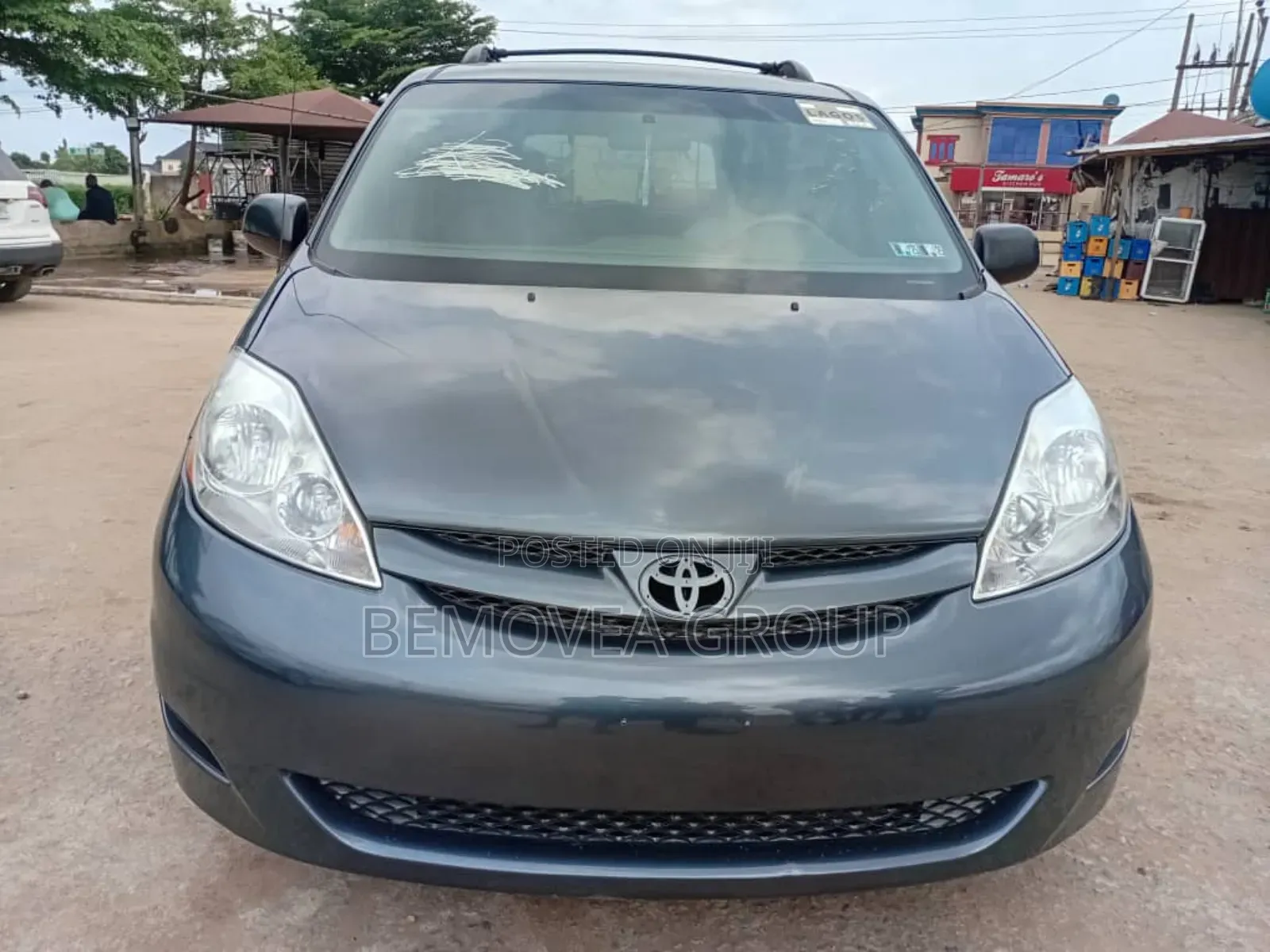 Toyota Sienna LE 4WD 2007 Gray