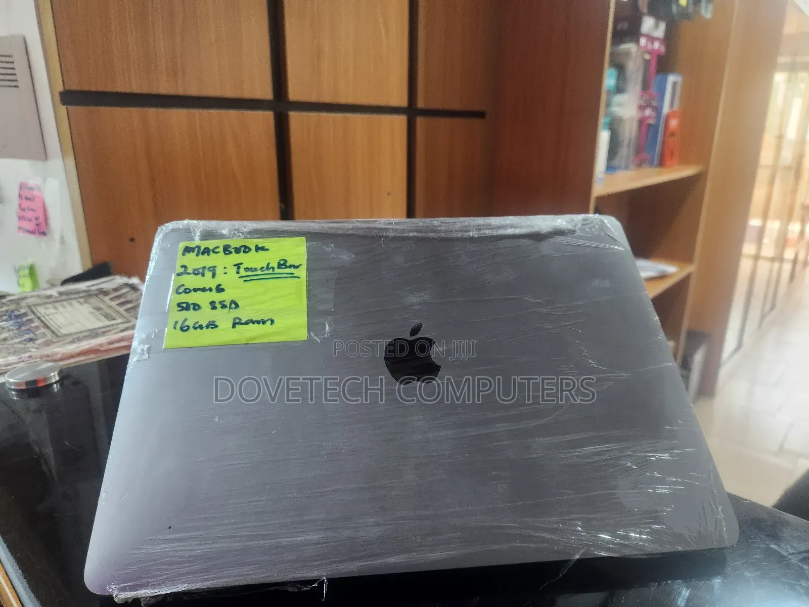 Laptop Apple MacBook Pro 2019 16GB Intel Core i5 SSD 512GB
