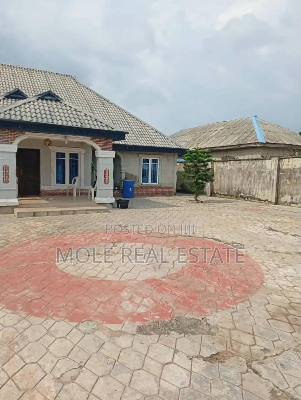 Furnished 4bdrm Bungalow in Ota for sale