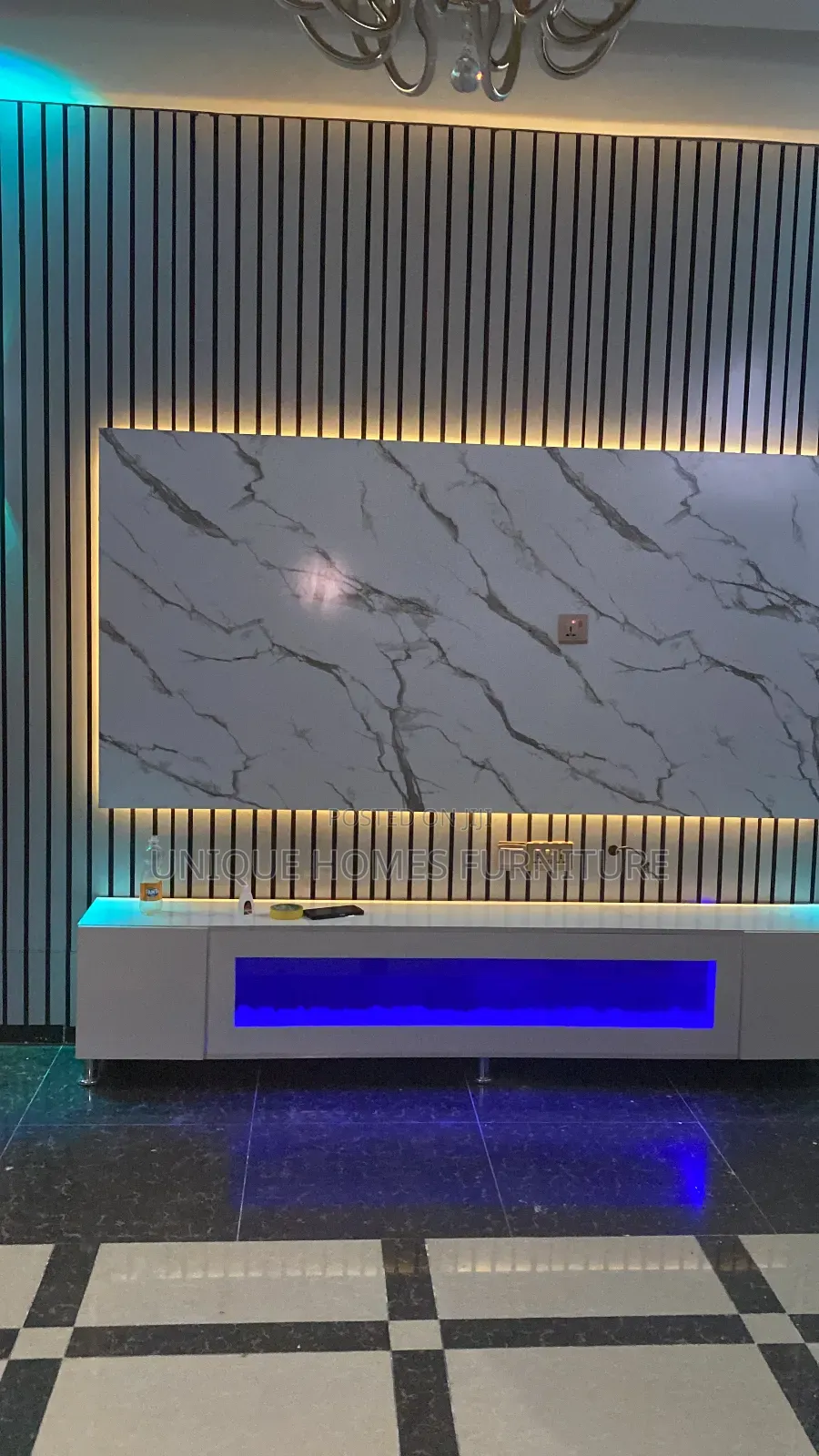 Tv Console With Acrilic Stones