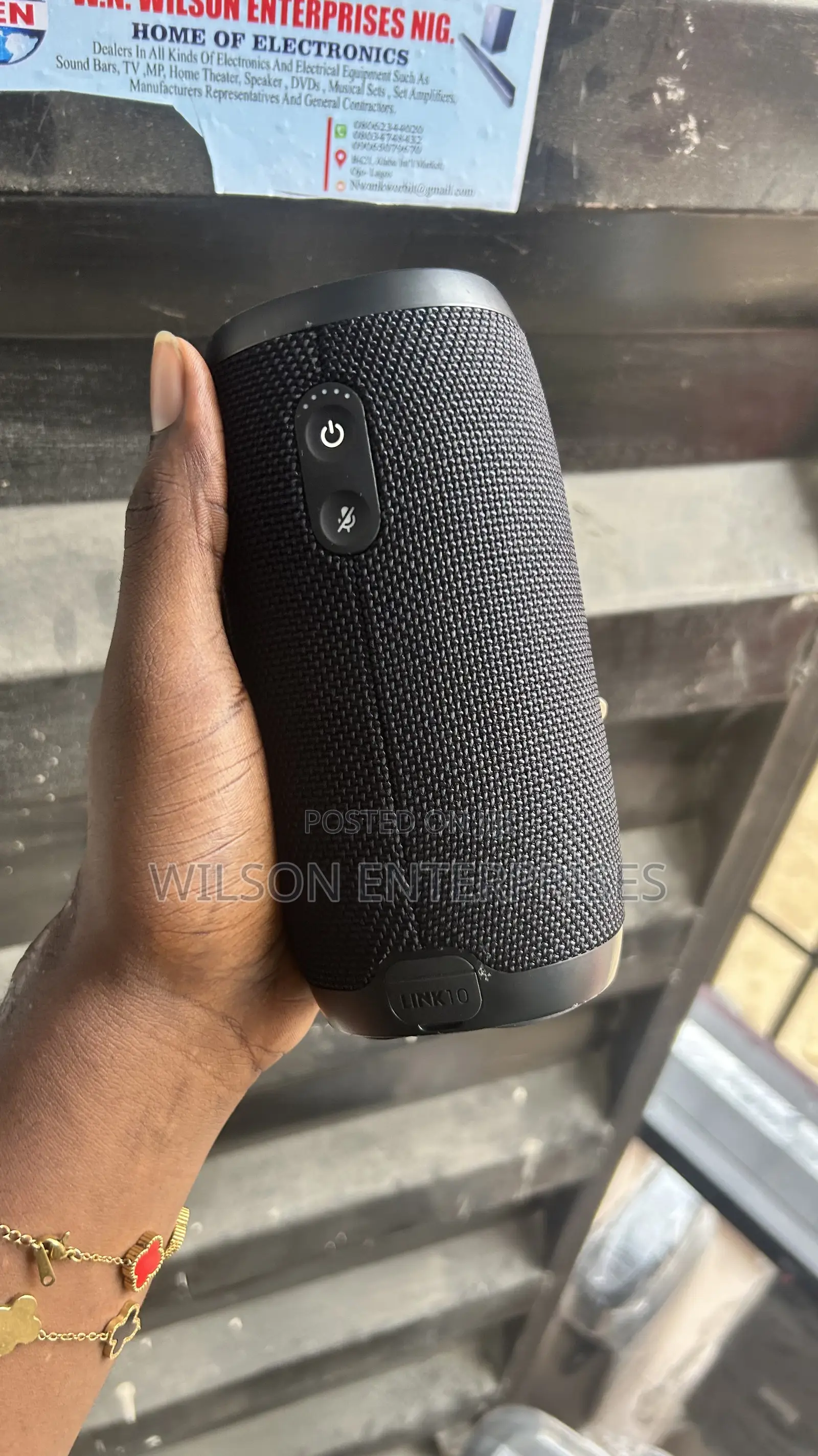 JBL Link 10 Mp Smart Bluetooth Speaker
