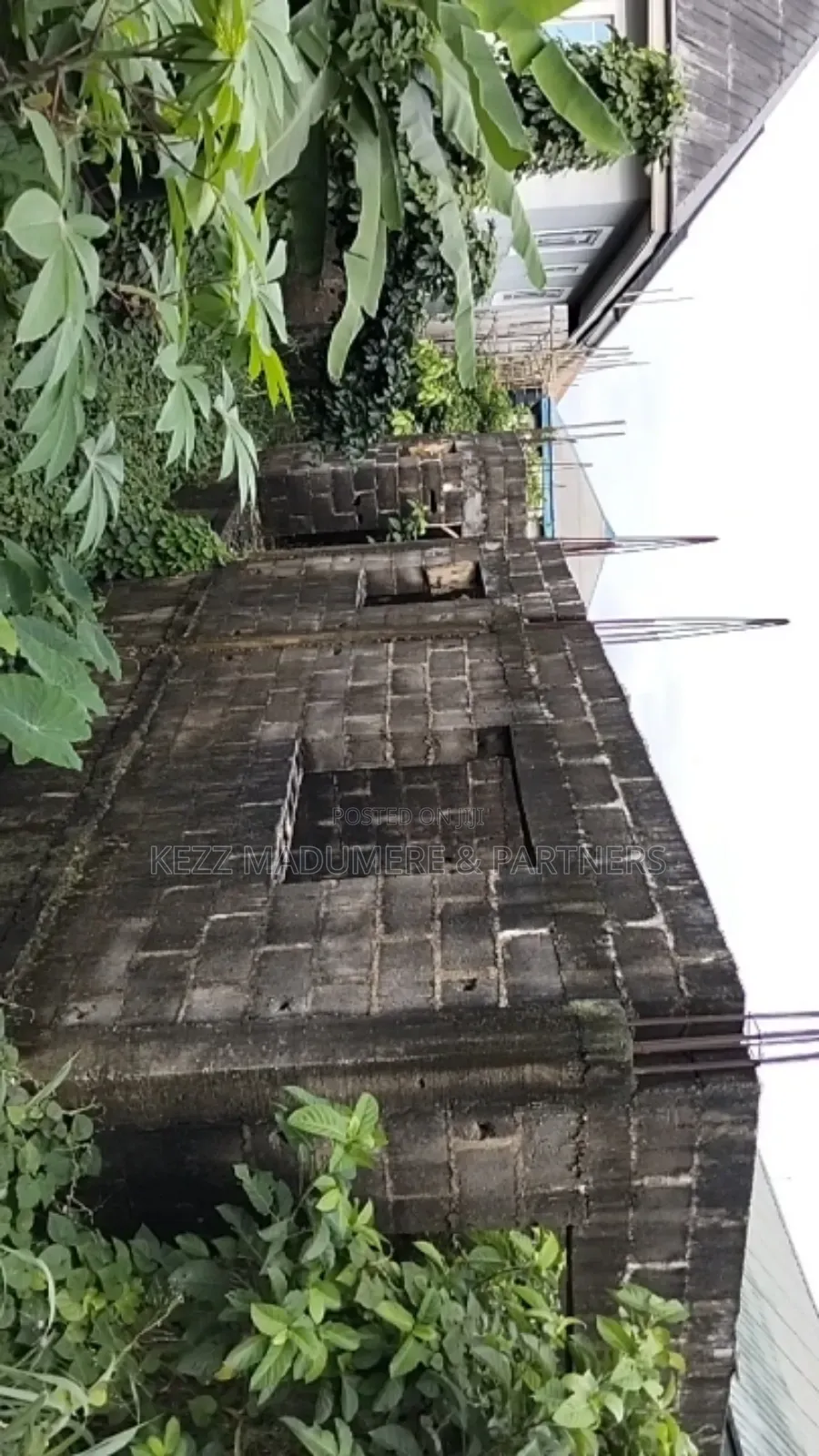 4bdrm Block of Flats in Opposite Farm Rd 2, Port-Harcourt for sale