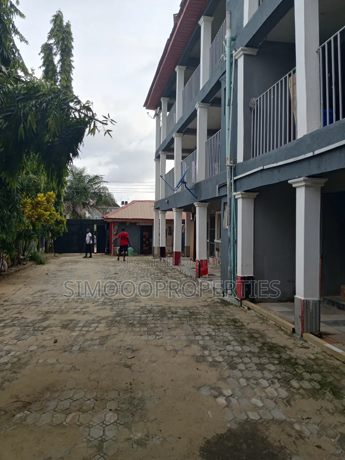 1bdrm Block of Flats in Barfarj Crescent, Awoyaya for rent