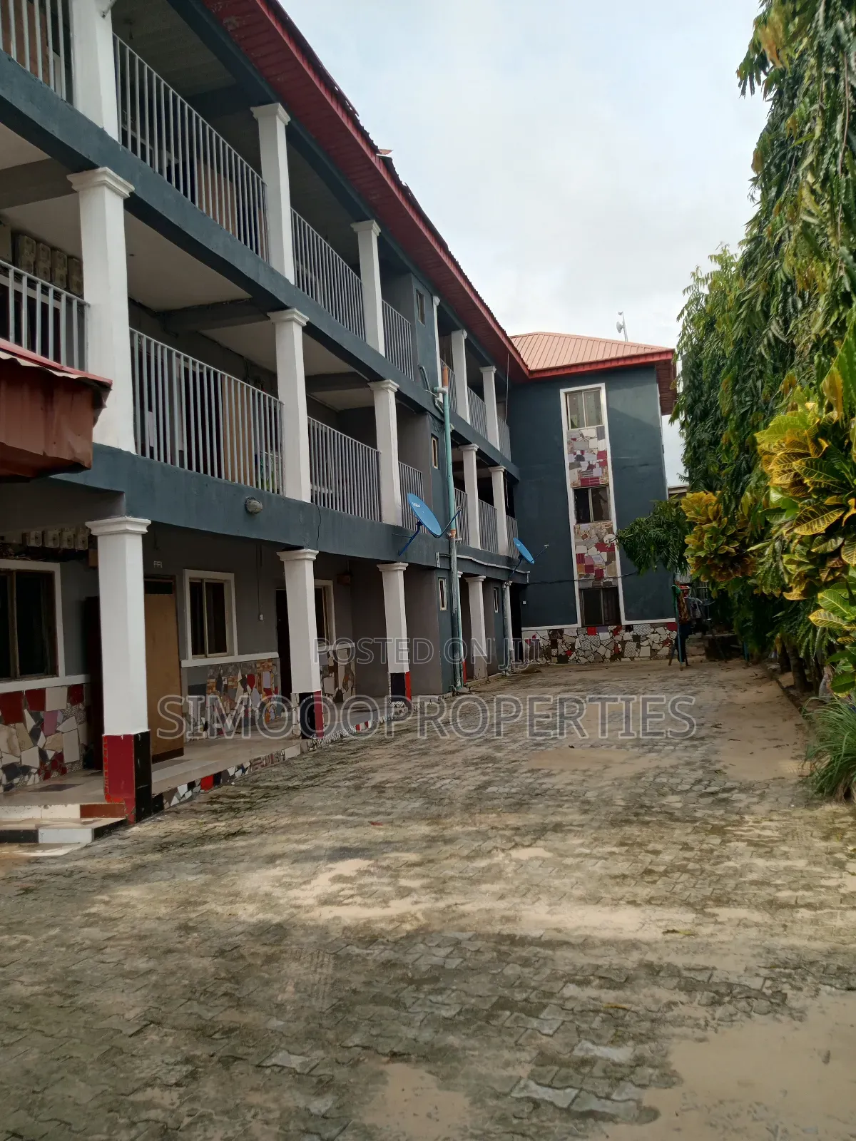1bdrm Block of Flats in Barfarj Crescent, Awoyaya for rent