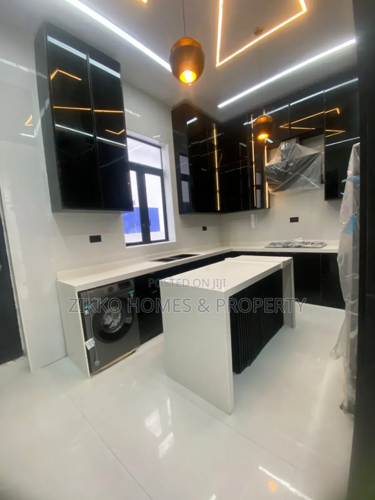 5bdrm Duplex in Ajah, Lekki for sale