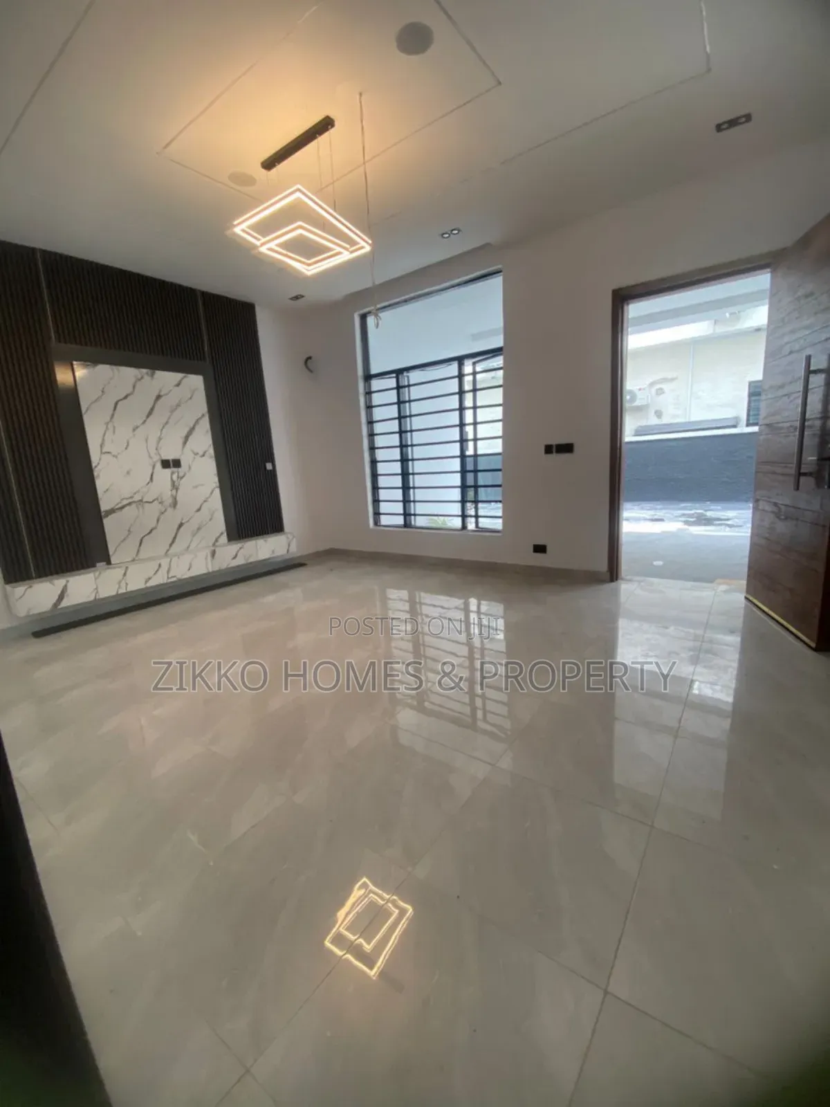 3bdrm Townhouse/Terrace in Ikota, Lekki for sale
