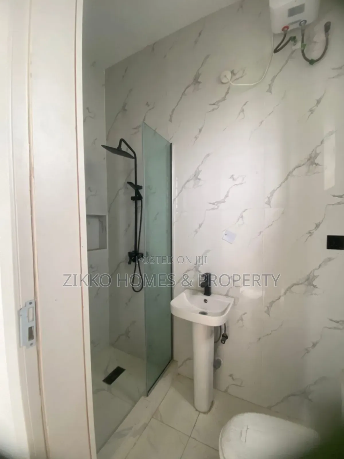 4bdrm Duplex in Ikota, Lekki for sale