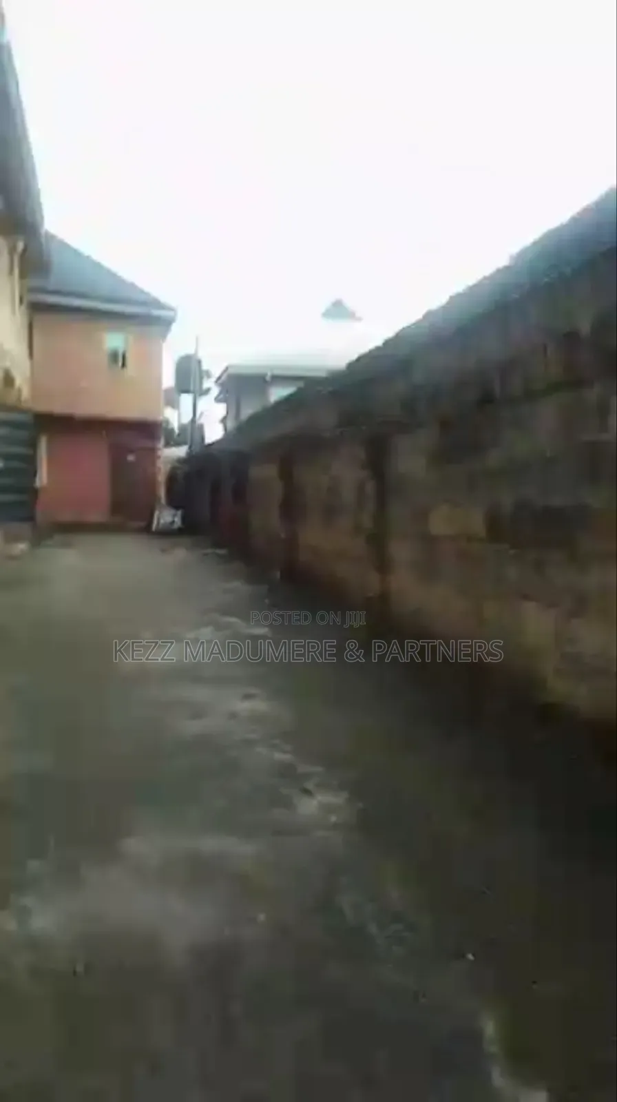 8bdrm Block of Flats in Opobo Road , Aba , for sale