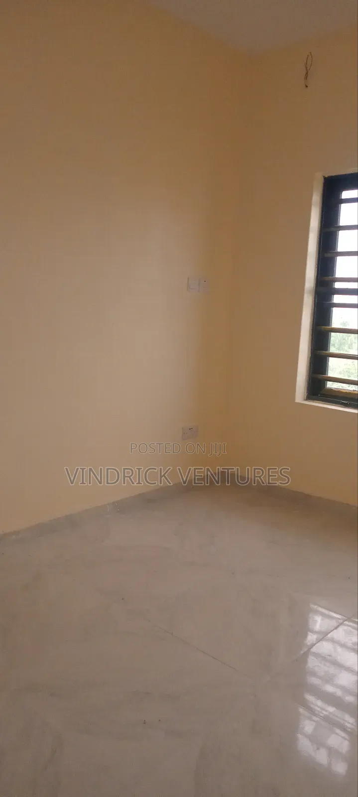 2bdrm Block of Flats in Off Mobil Road Ilaje for rent