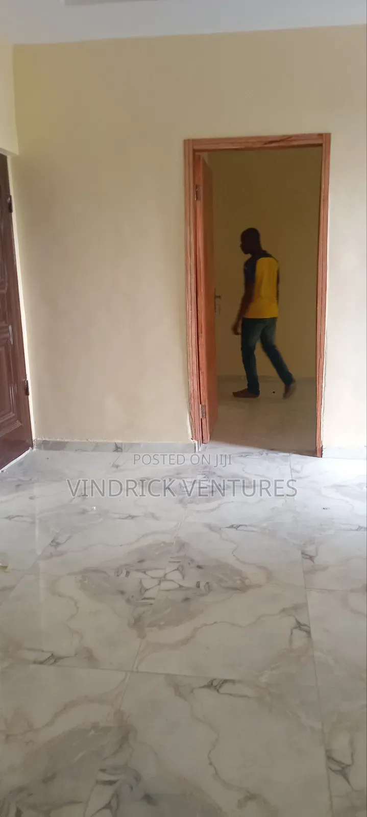 2bdrm Block of Flats in Off Mobil Road Ilaje for rent