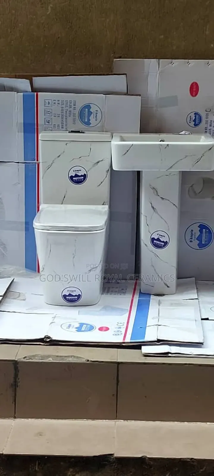 Stripped White Glossy England Wc