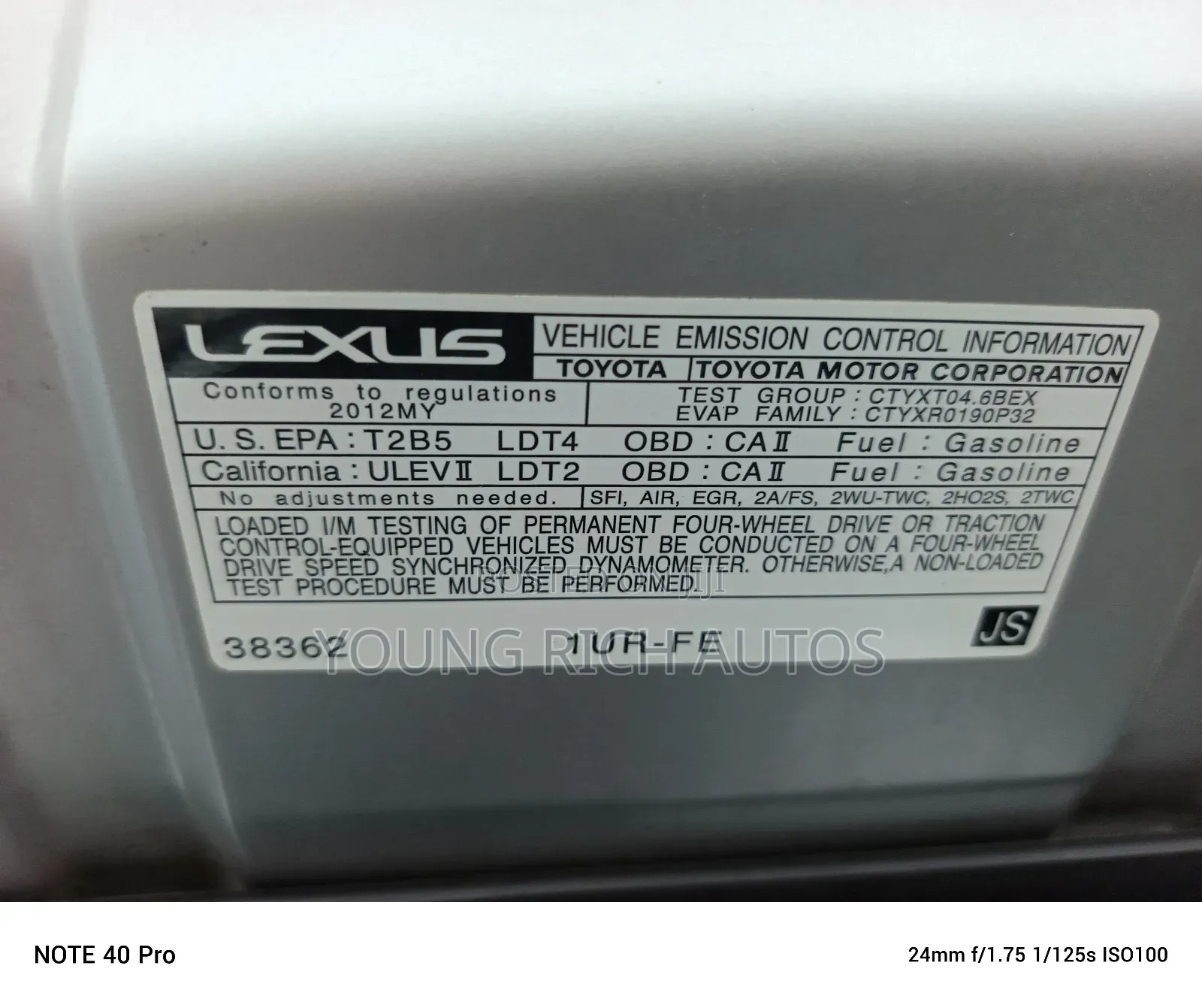 Lexus GX 2012 Silver