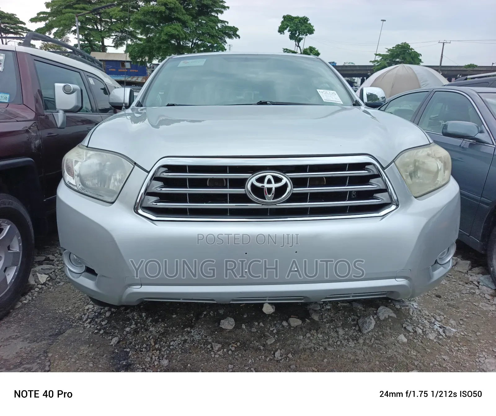 Toyota Highlander 2010 Silver