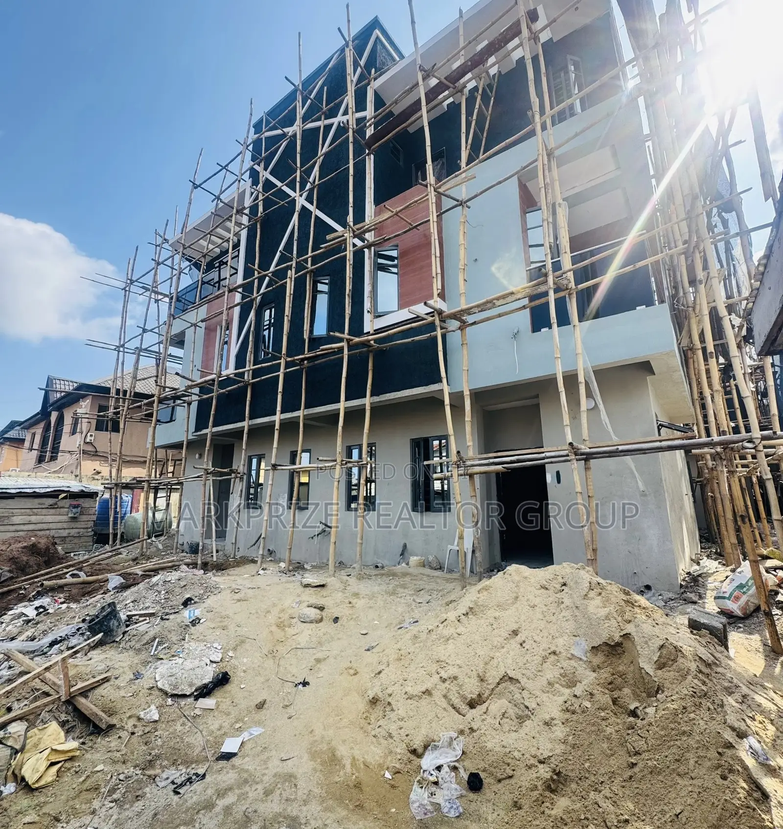 4bdrm Duplex in Gbagada Lagos for sale