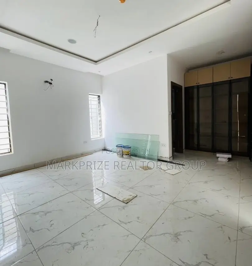 4bdrm Duplex in Magodo Phase 1 Lagos for sale