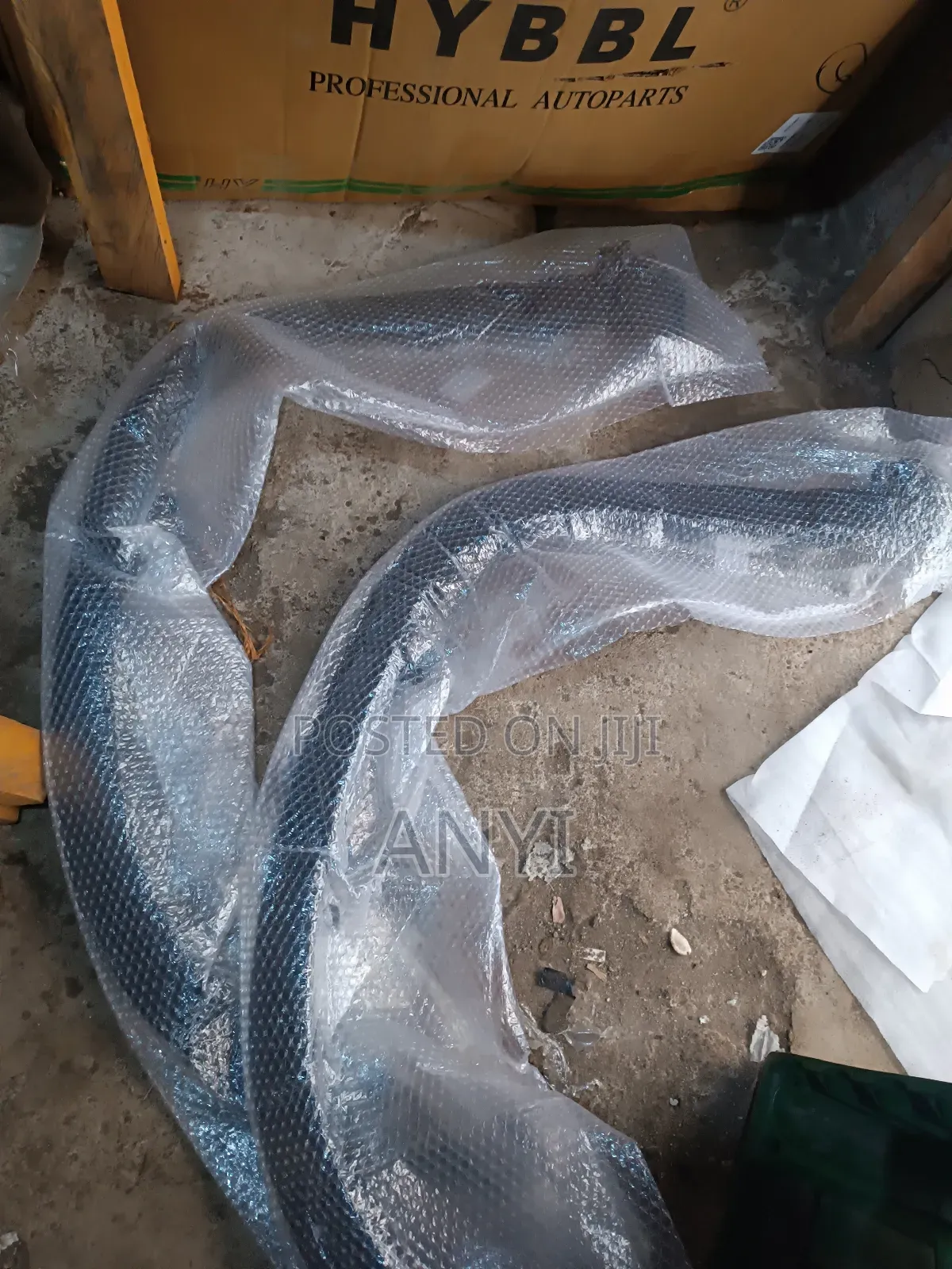 Highlander 015 Front Fender Chrome