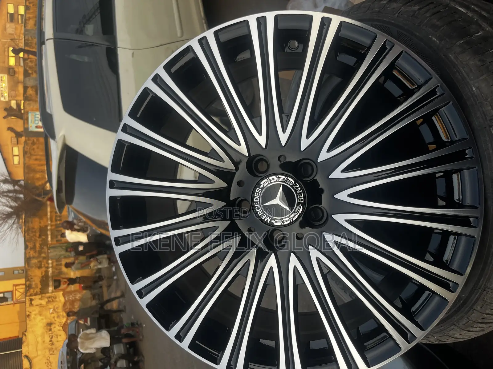 18r Mercedes Benz