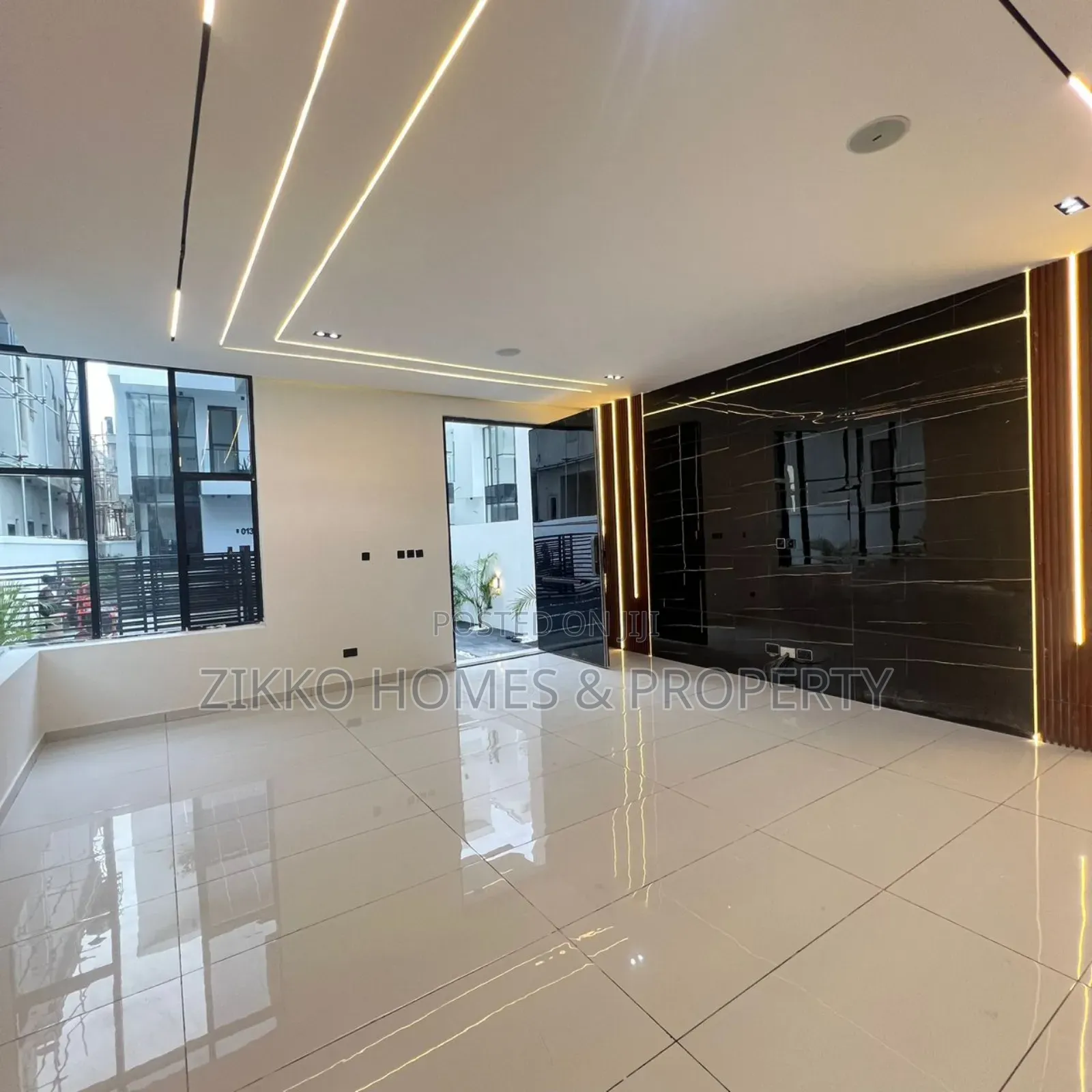 4bdrm Duplex in Orchid Road, Lekki for sale
