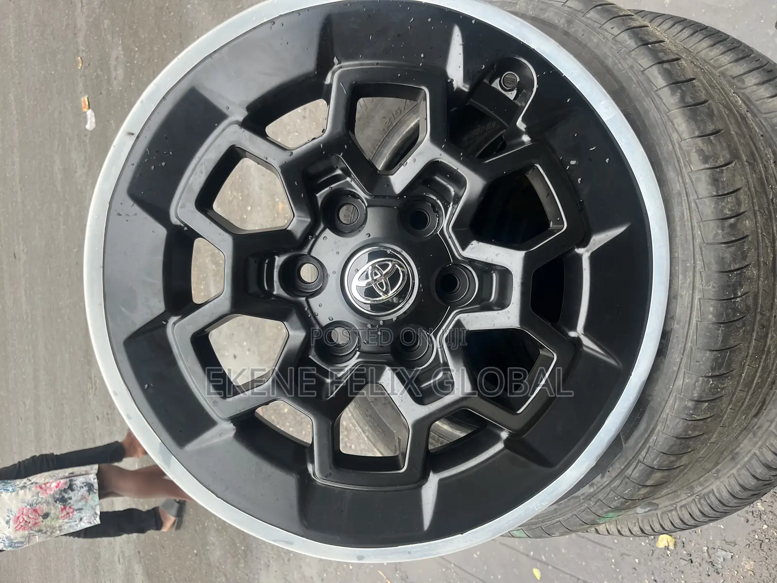 17r Hilux 2024 Model