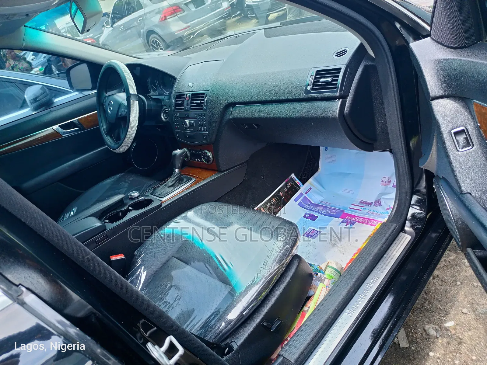 Mercedes-Benz C300 2010 Black