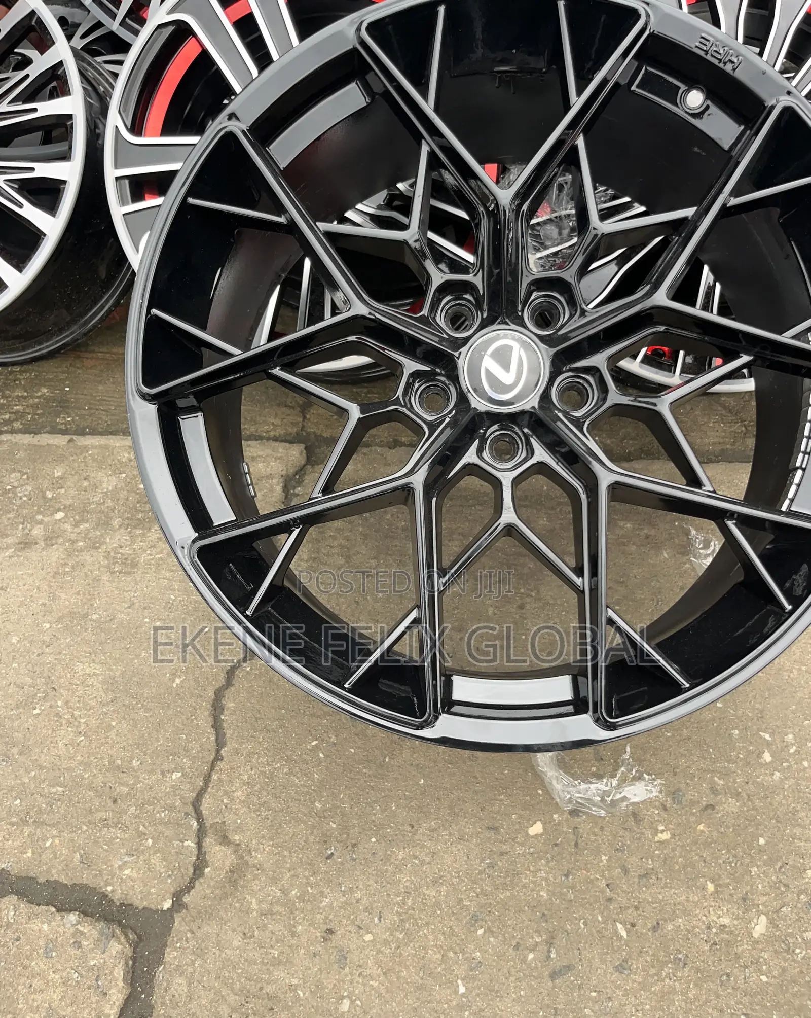 20r Pure Black Universal