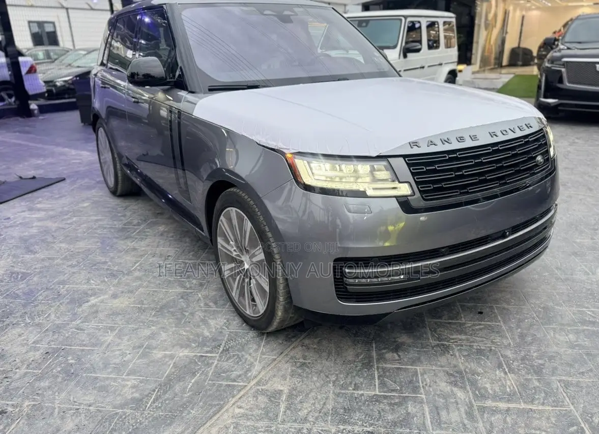 Land Rover Range Rover Vogue 2023 Gray