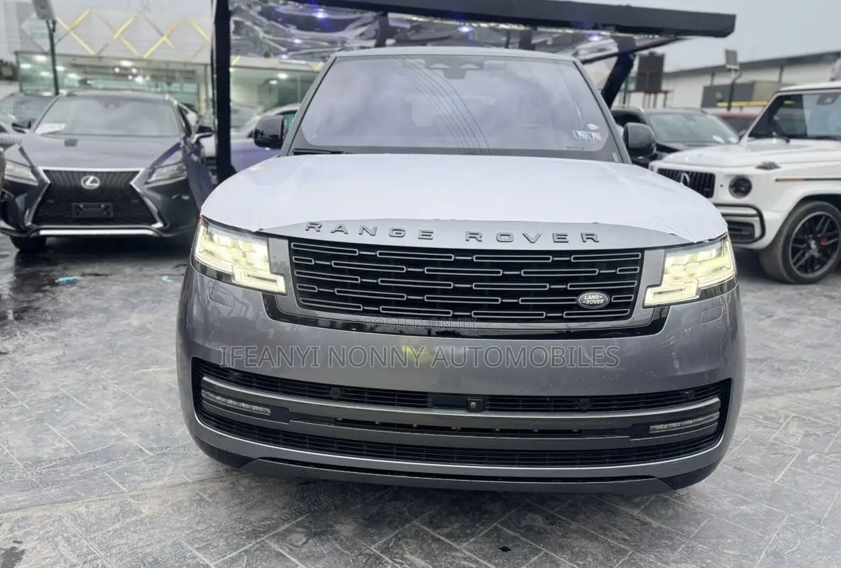 Land Rover Range Rover Vogue 2023 Gray