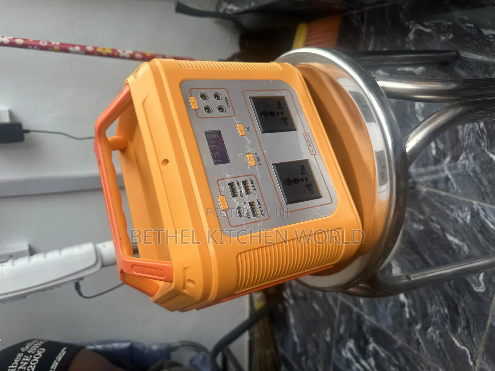 500 Watts Energy Storage Solar Generator