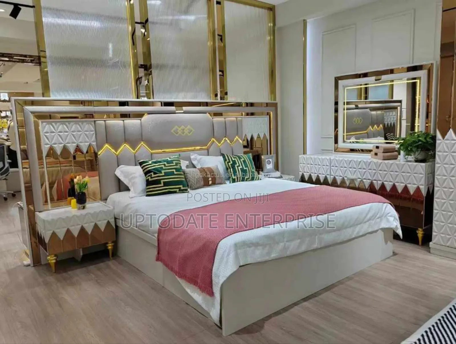 Modern Luxury Bed