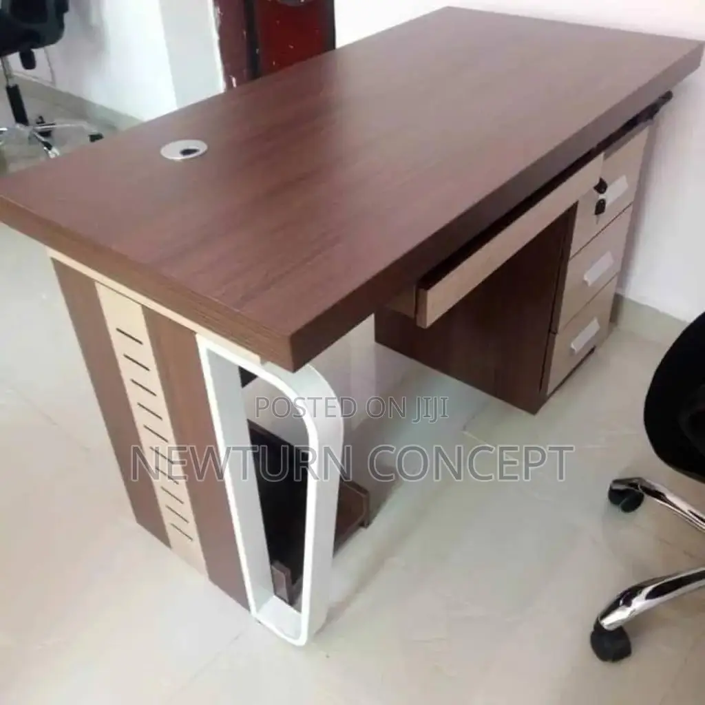 1.4 Executive Office Table