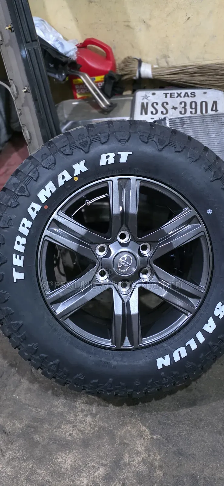 Complete 5set Of Rims With Tyres Toyota Hilux 2023 Model