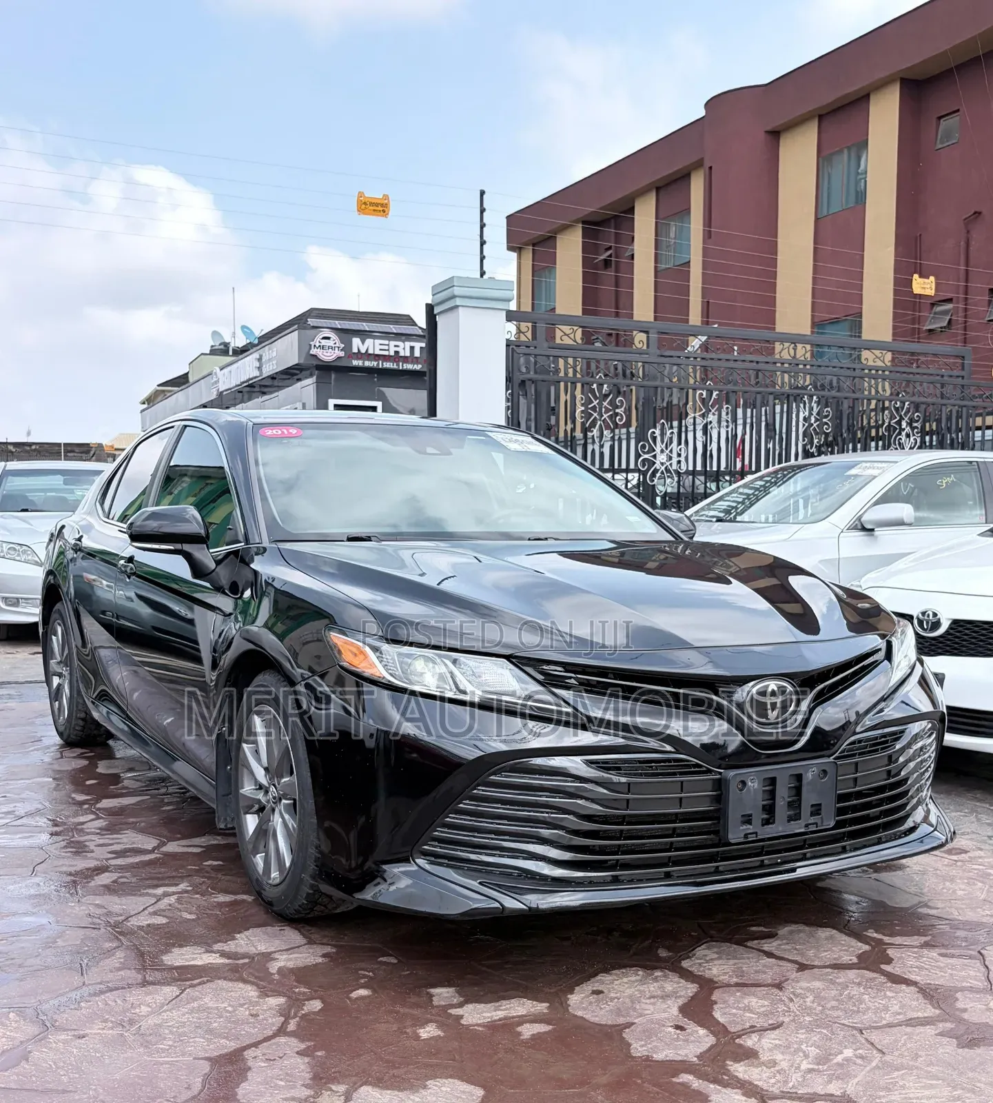 Toyota Camry LE (2.5L 4cyl 8A) 2019 Black