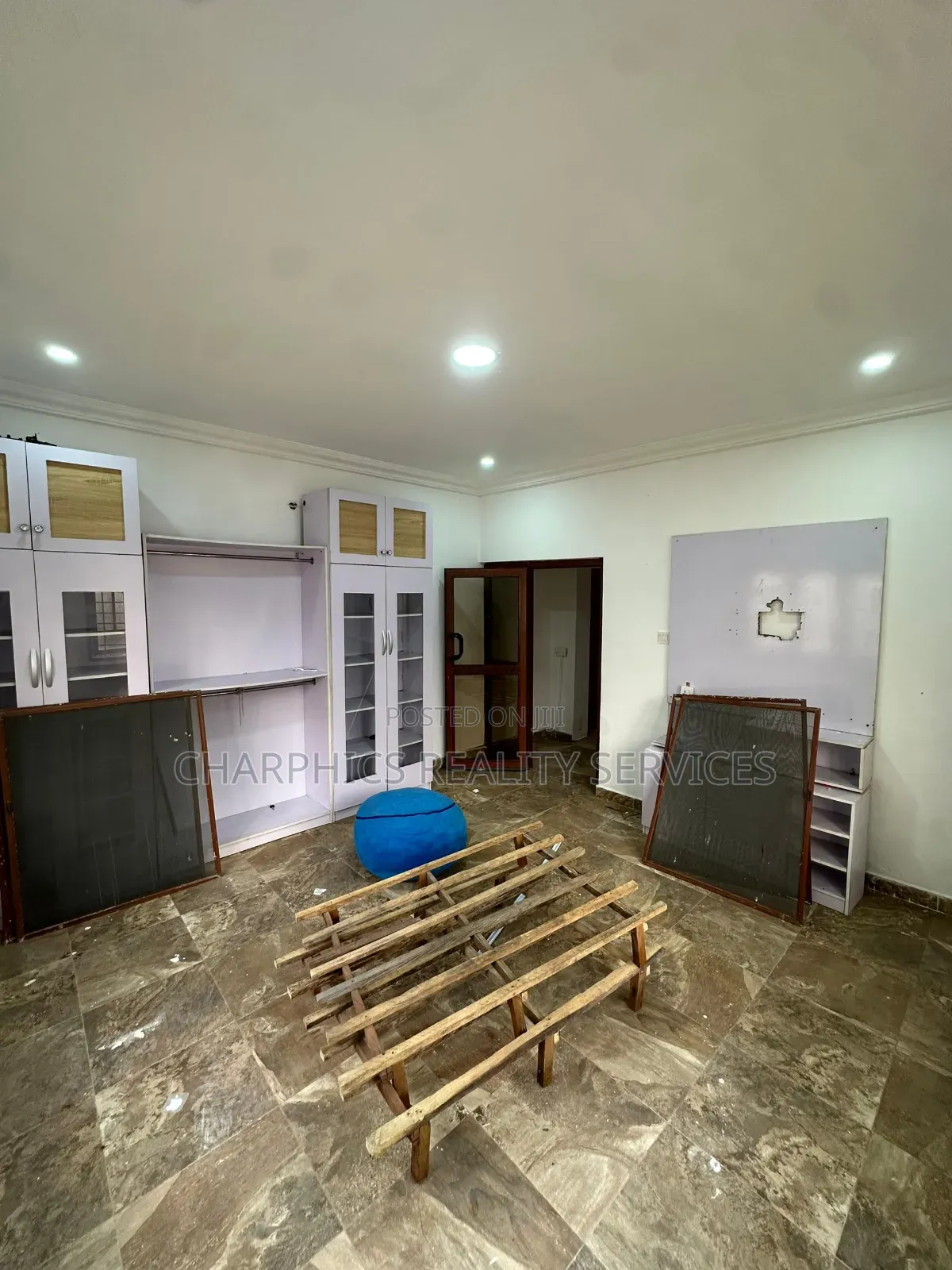 Mini Flat in Ologolo for rent