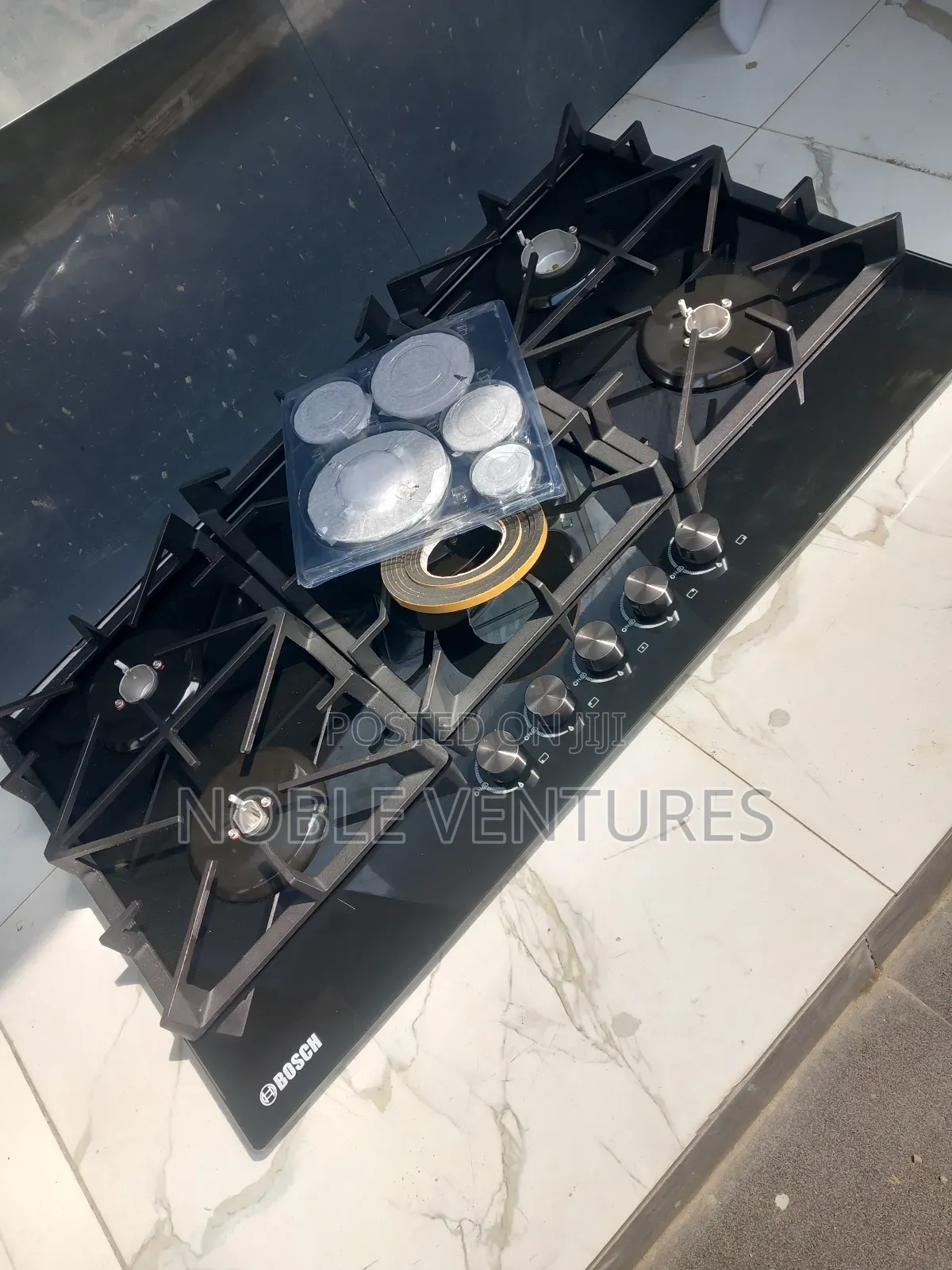 Bosch Auto Ignition 8mm Glass Built-in Gas Hob 90cm Cooper