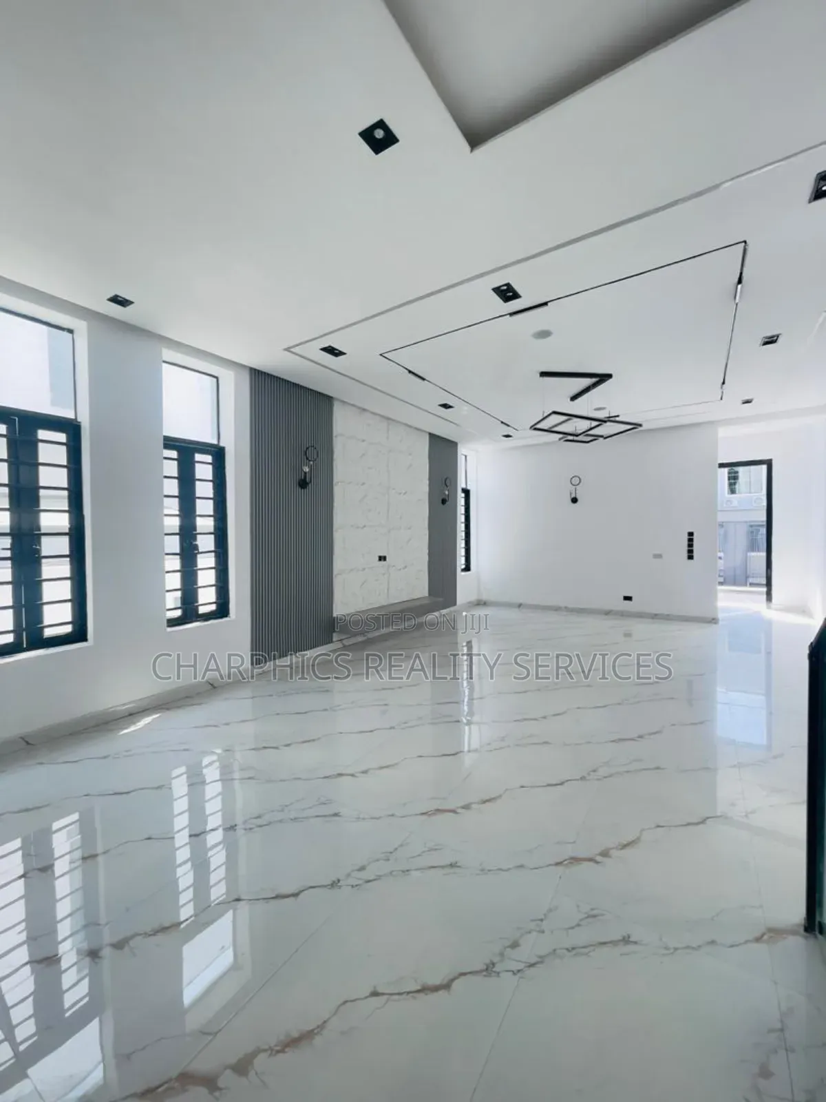 5bdrm Duplex in Ajah for sale