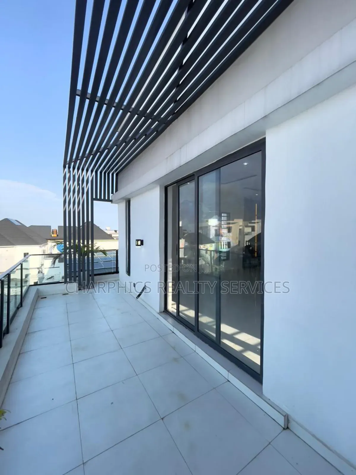 4bdrm Duplex in Ikota for sale