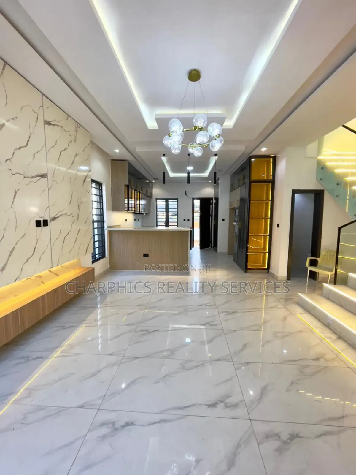 4bdrm Duplex in Ikota for sale